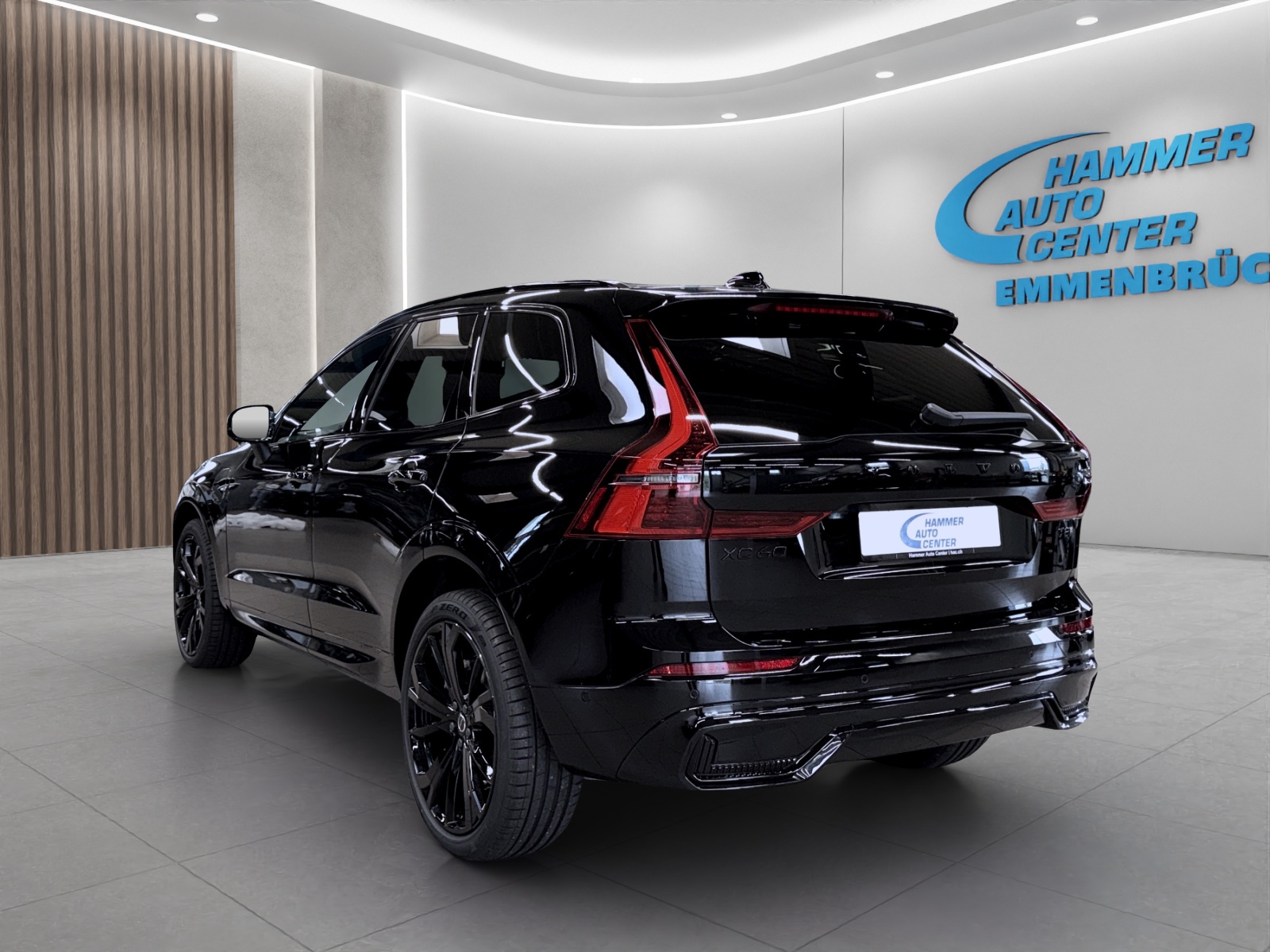 VOLVO XC60 2.0 T8 TE Black Edition eAWD-image-2