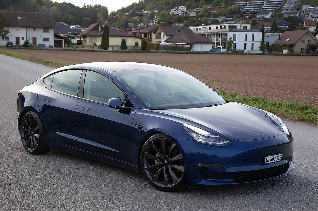 TESLA Model 3 Long Range Dual Motor AWD-image-0