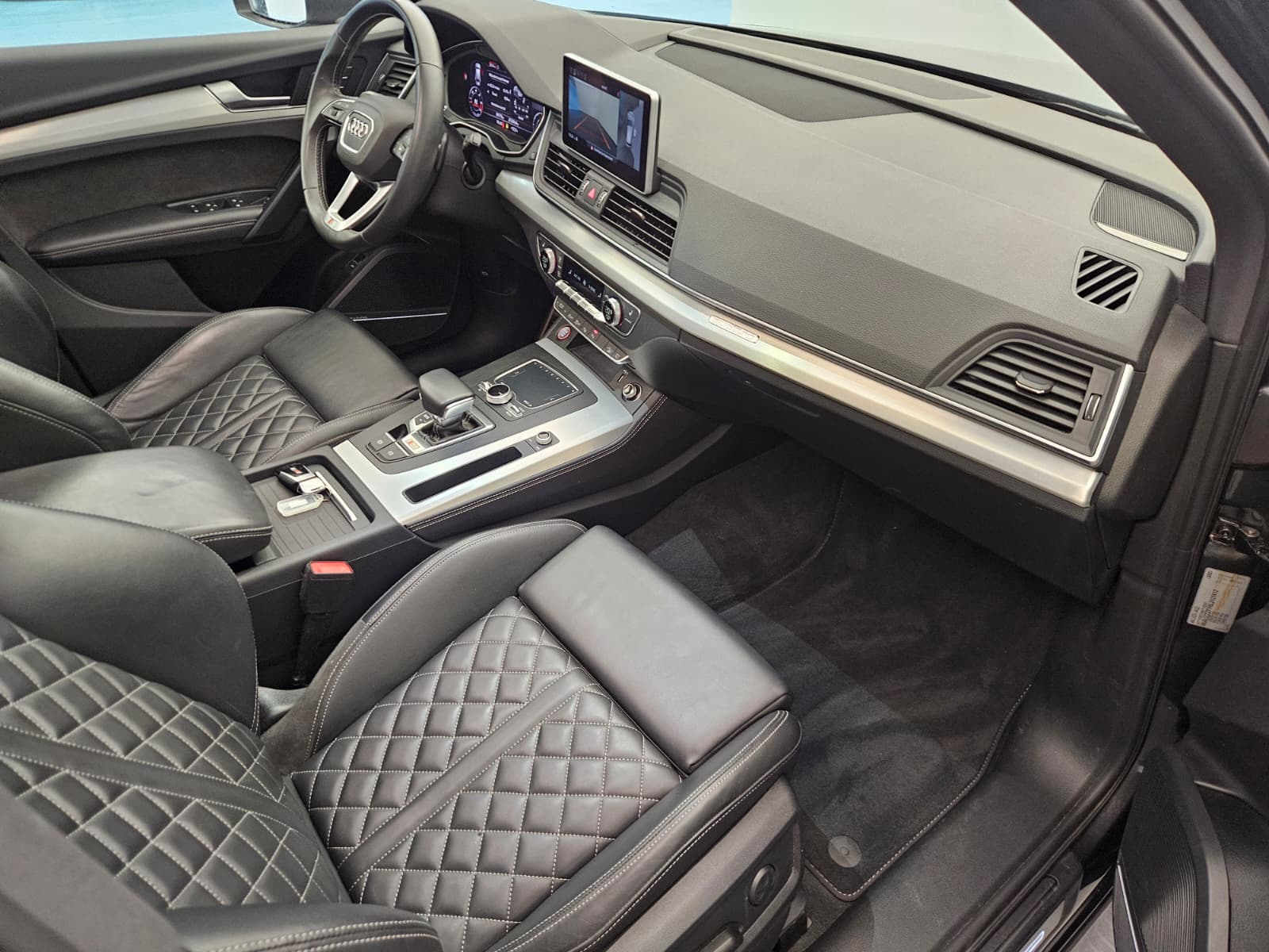 AUDI SQ5 TDI quattro tiptronic-image-11