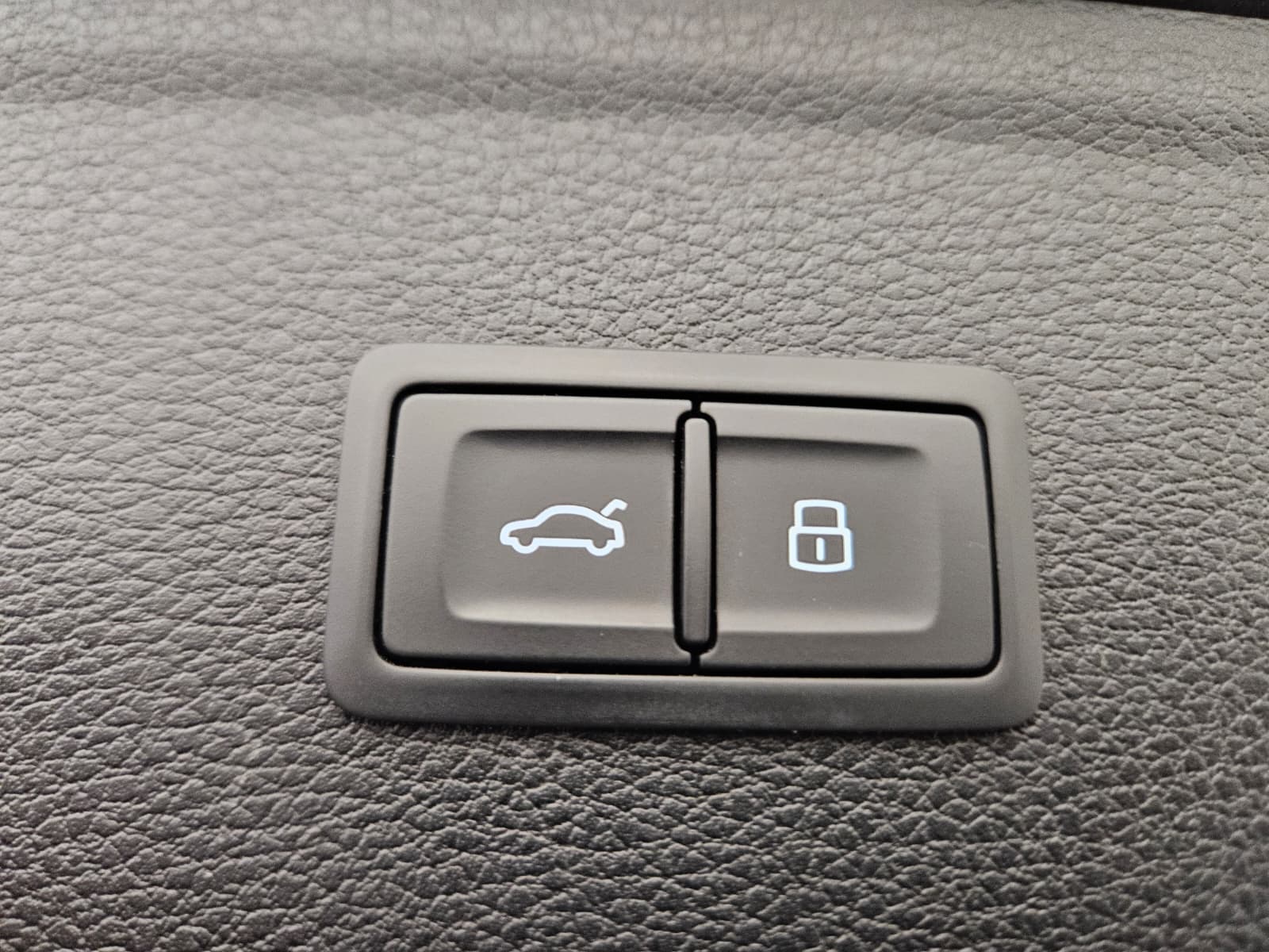 AUDI SQ5 TDI quattro tiptronic-image-15