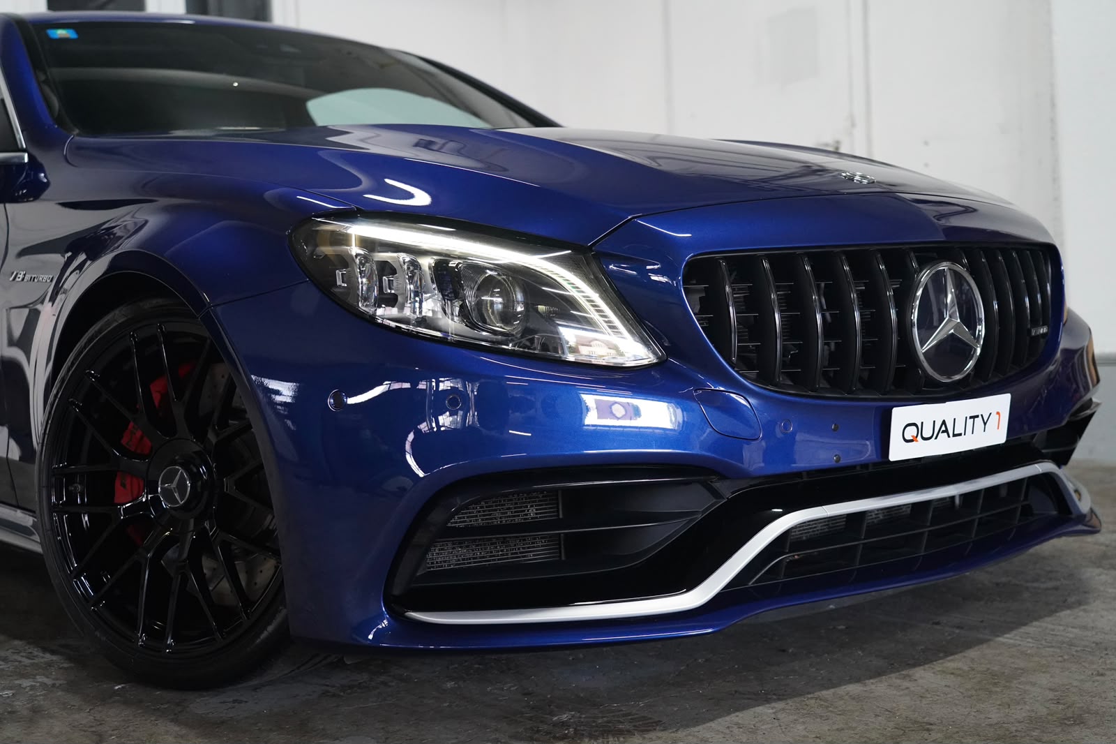 MERCEDES-BENZ C 63 S AMG Speedshift-image-2