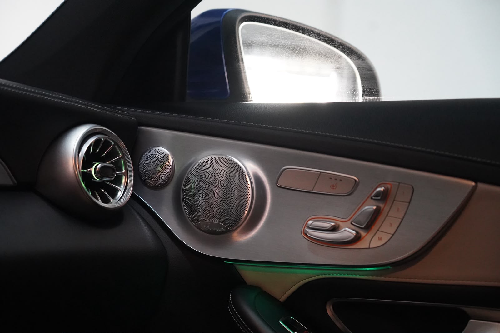MERCEDES-BENZ C 63 S AMG Speedshift-image-25