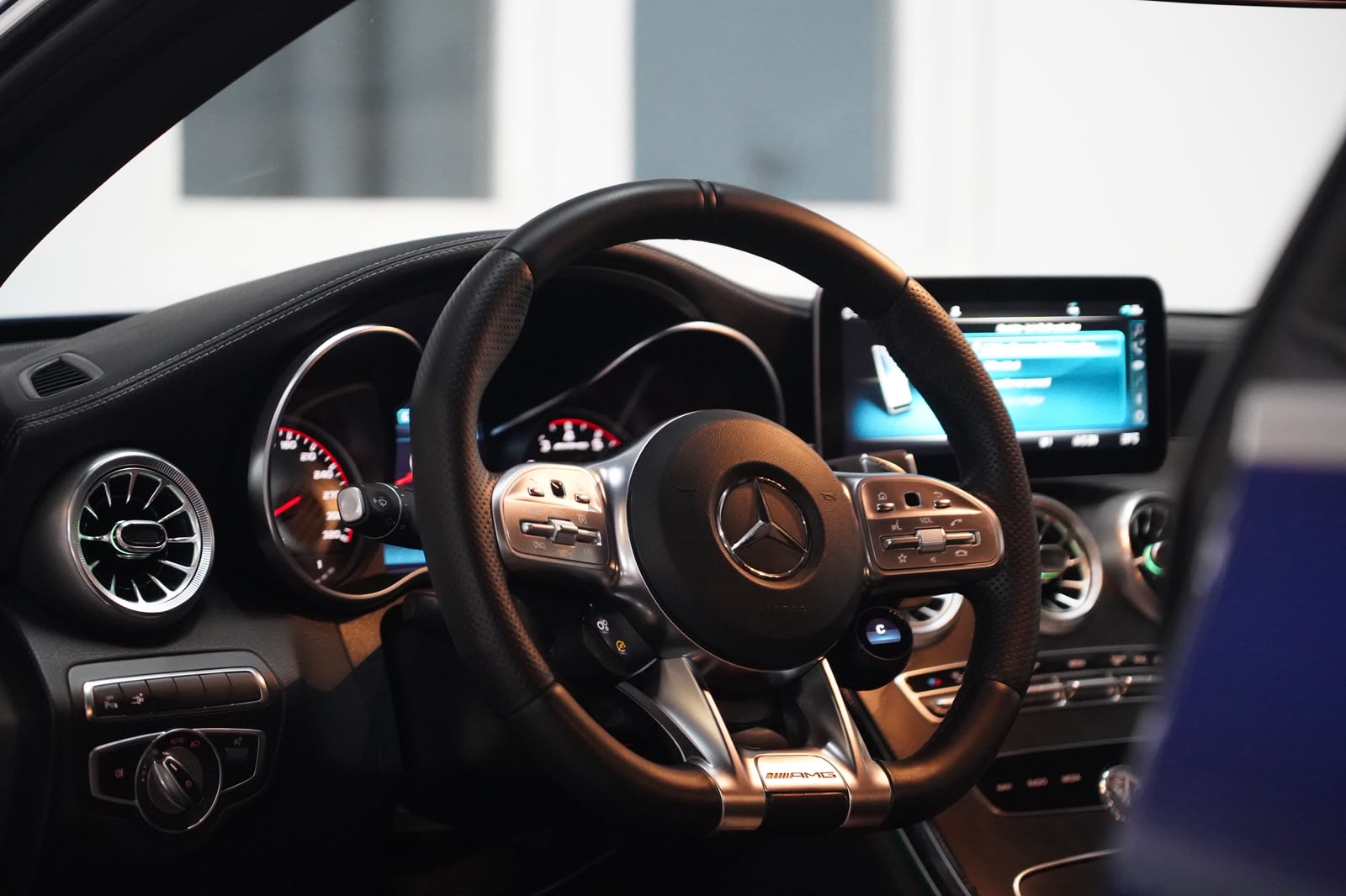 MERCEDES-BENZ C 63 S AMG Speedshift-image-20