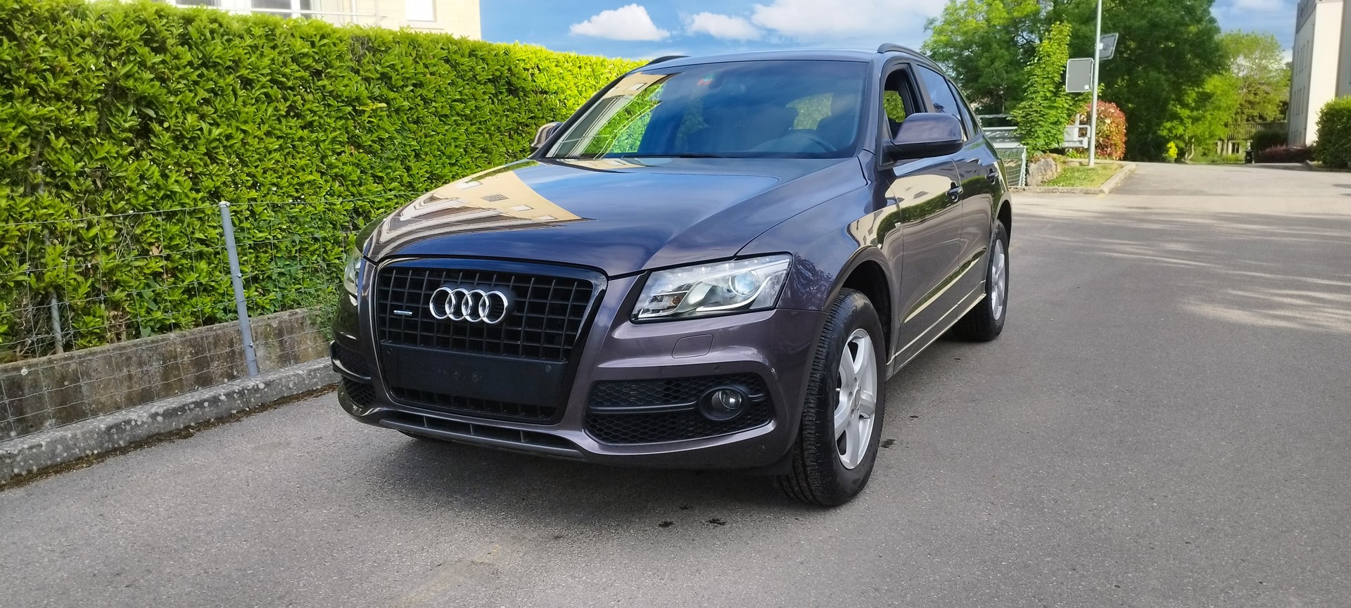 AUDI Q5 3.2 FSI quattro S-tronic-image-0