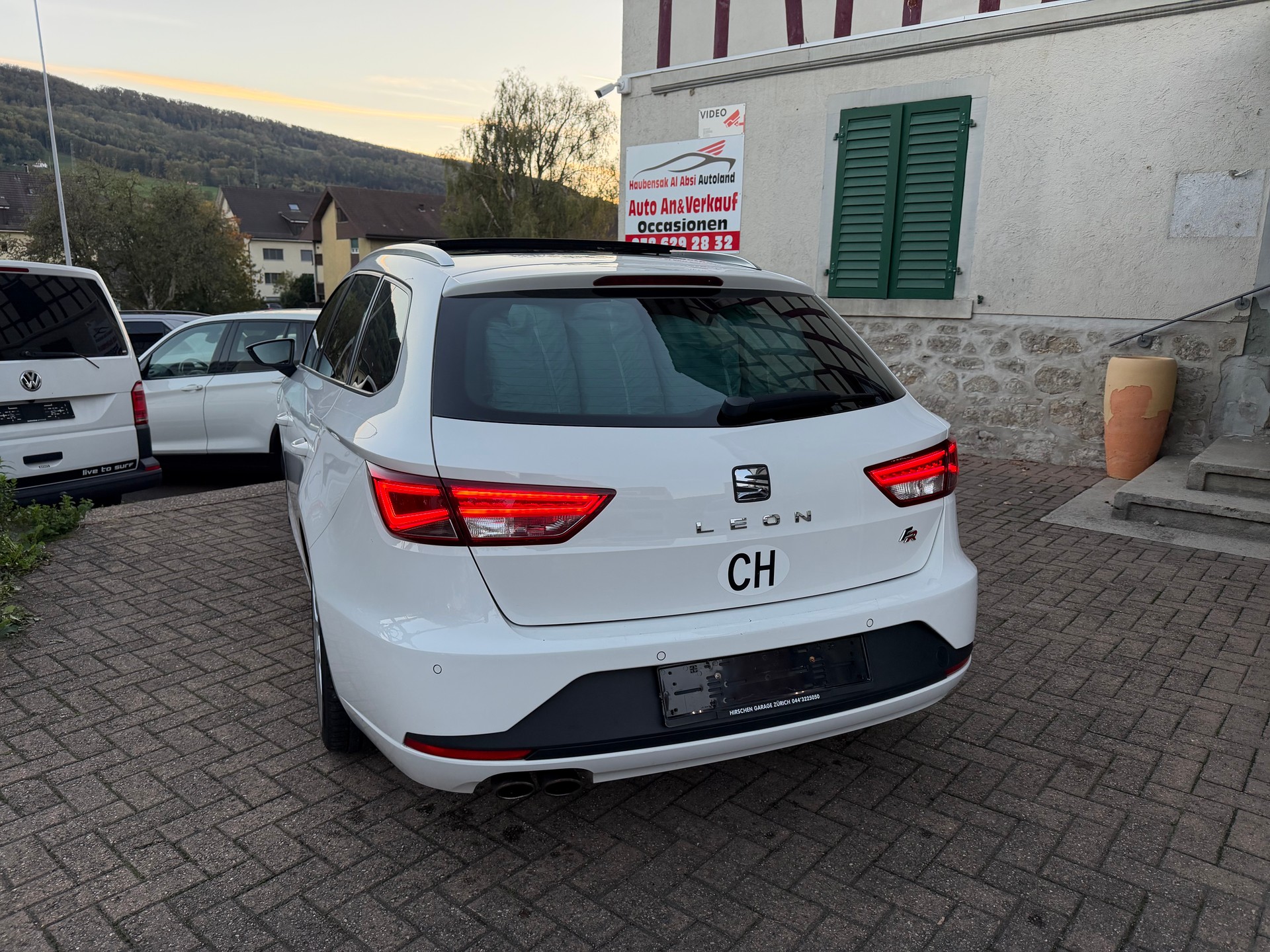 SEAT Leon ST 2.0 TDI FR-image-3