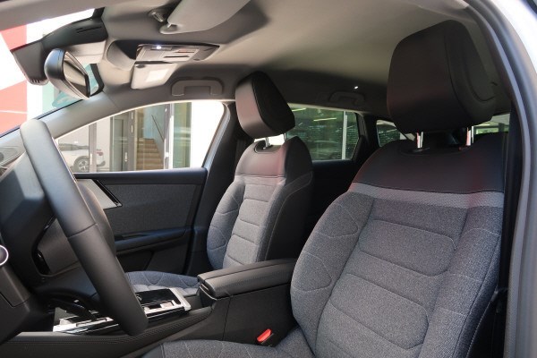 CITROEN C5 X 1.2 Feel Pack EAT8-image-9