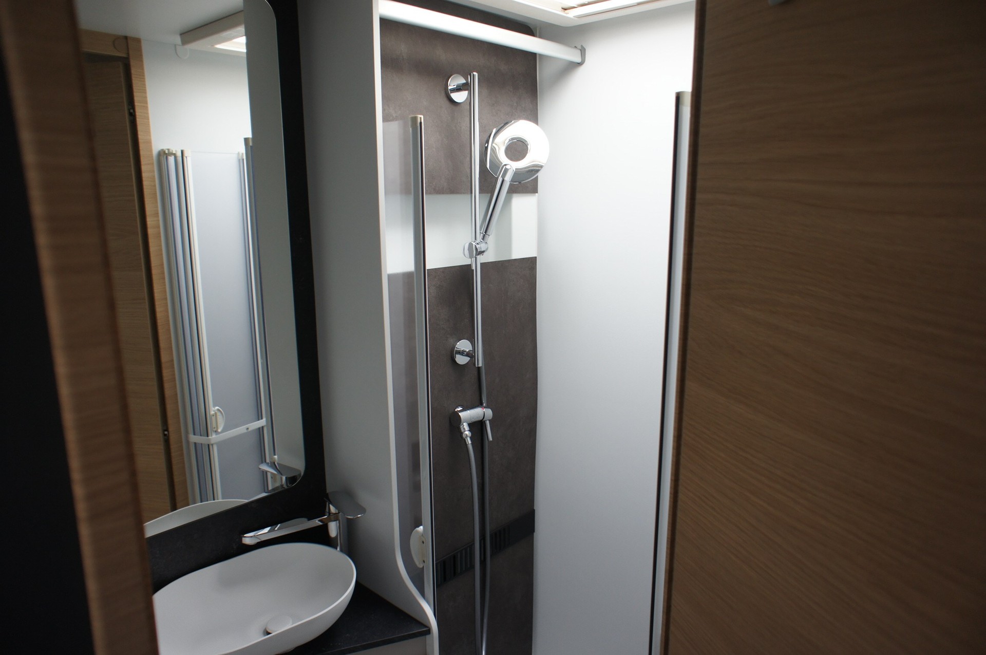 ADRIA Coral XL Plus 660 SL-image-17