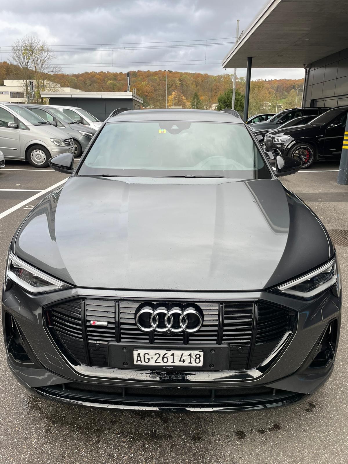AUDI e-tron 55 Advanced Black Edition quattro-image-0