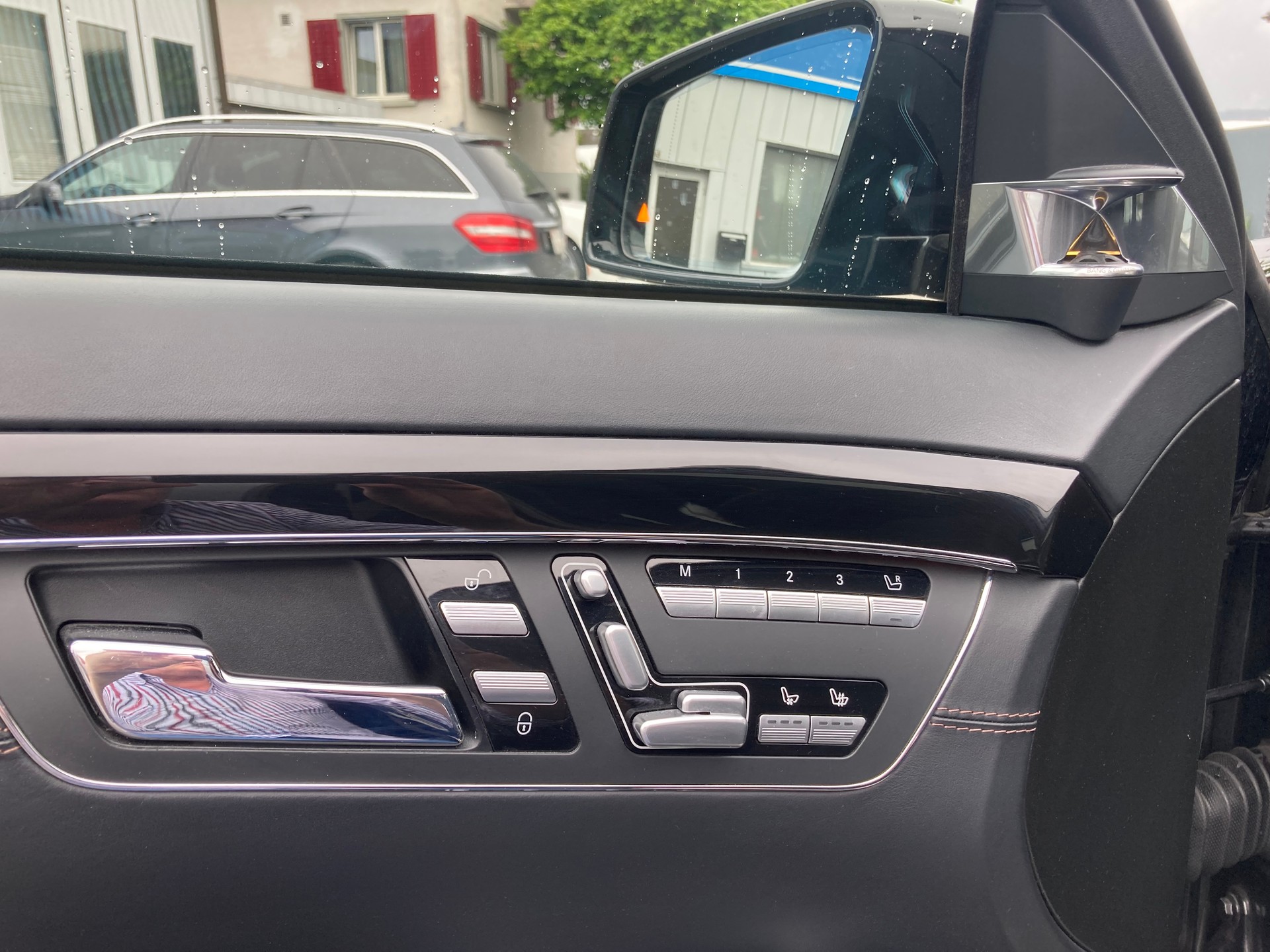 MERCEDES-BENZ S 63 AMG 7G-Tronic-image-9