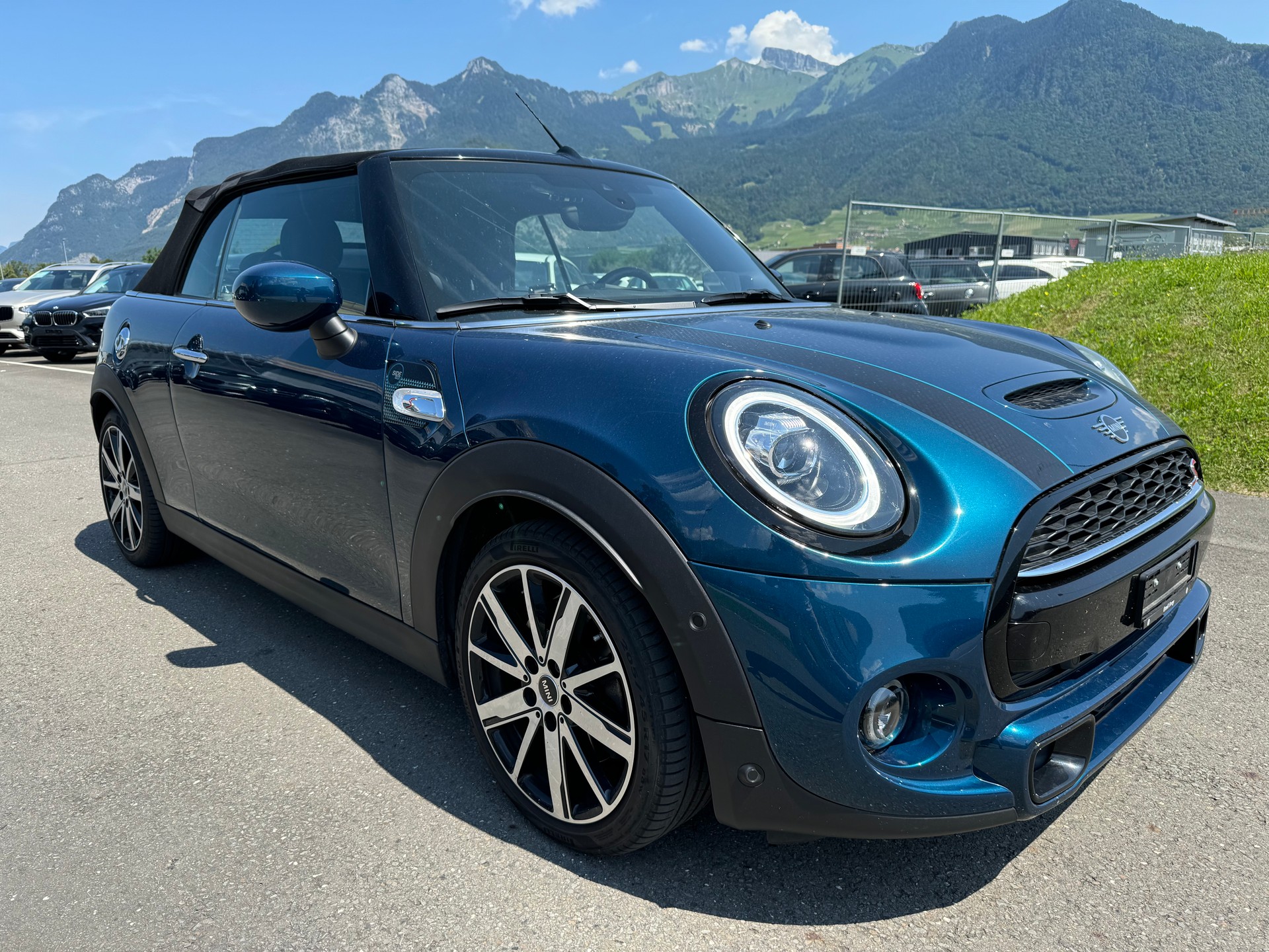 MINI Mini Cabrio Cooper S DKG-image-2