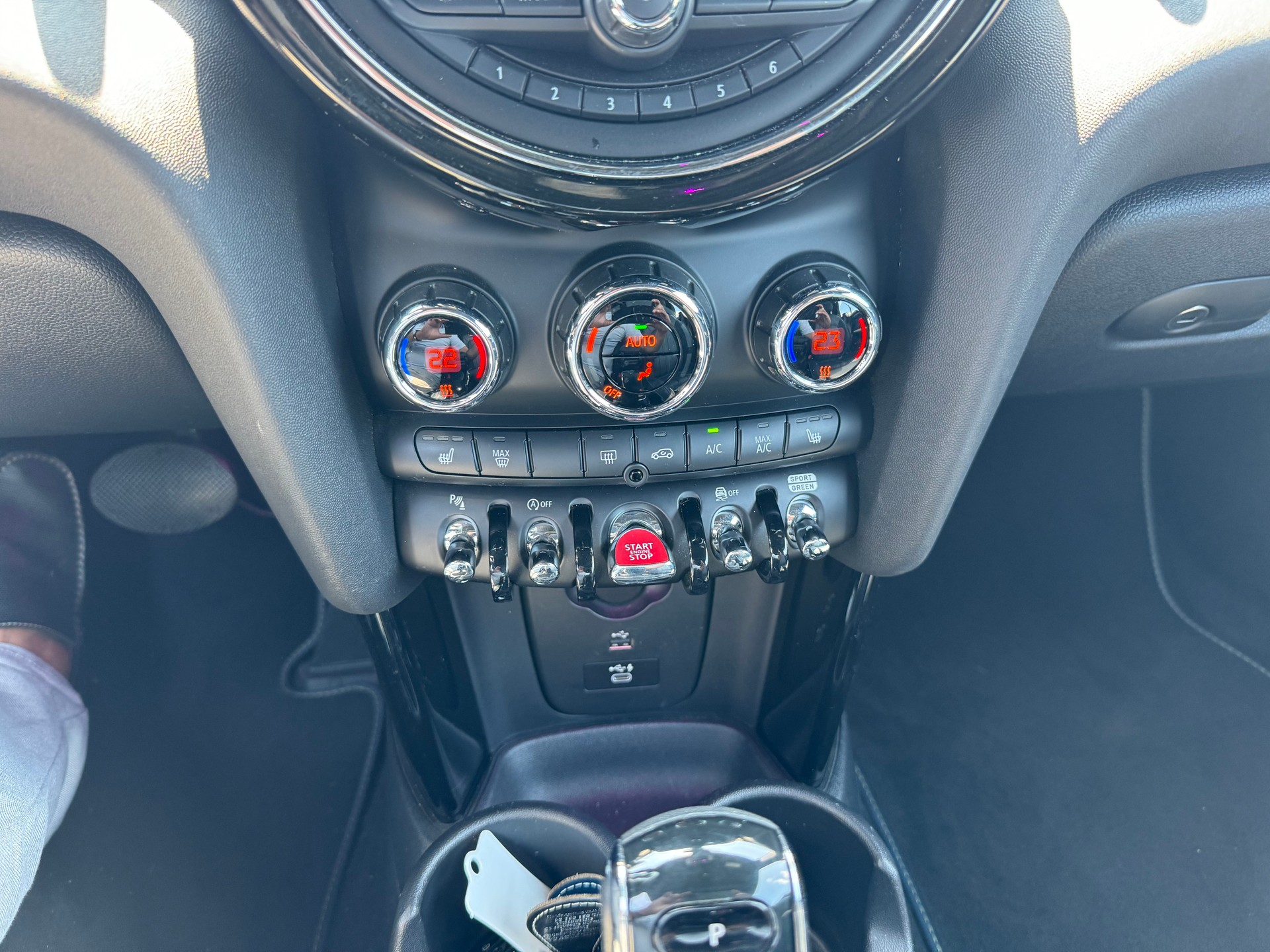 MINI Mini Cabrio Cooper S DKG-image-10