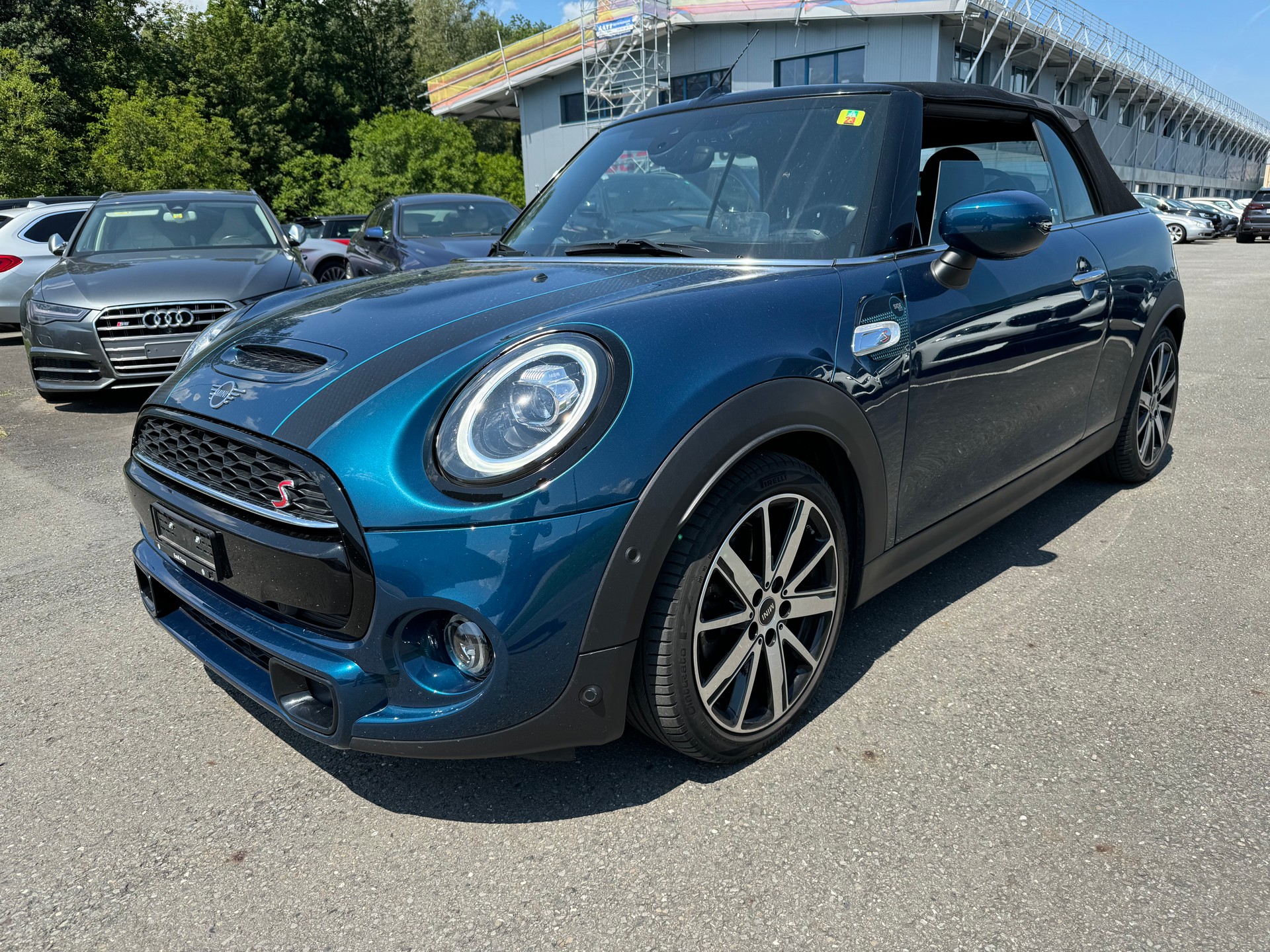 MINI Mini Cabrio Cooper S DKG-image-0