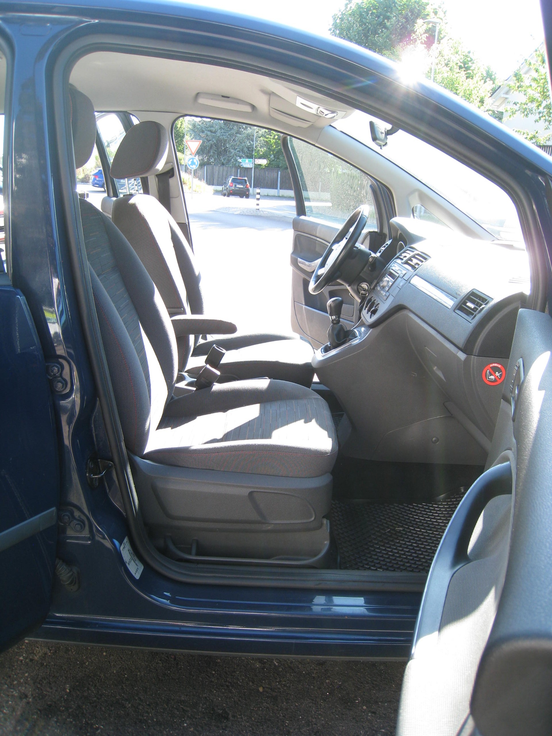 FORD C-Max 1.8 16V Carving-image-10