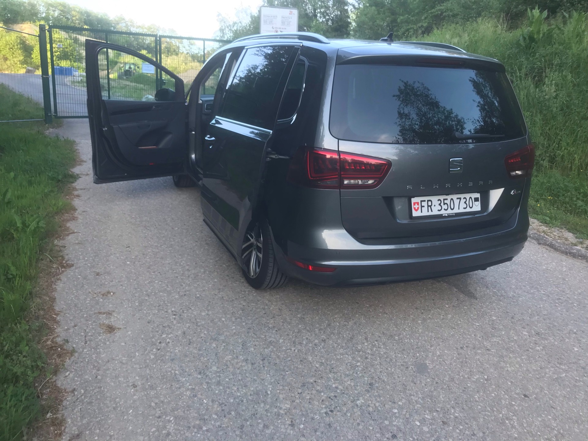 SEAT Alhambra 2.0 TSI FR Line DSG-image-6