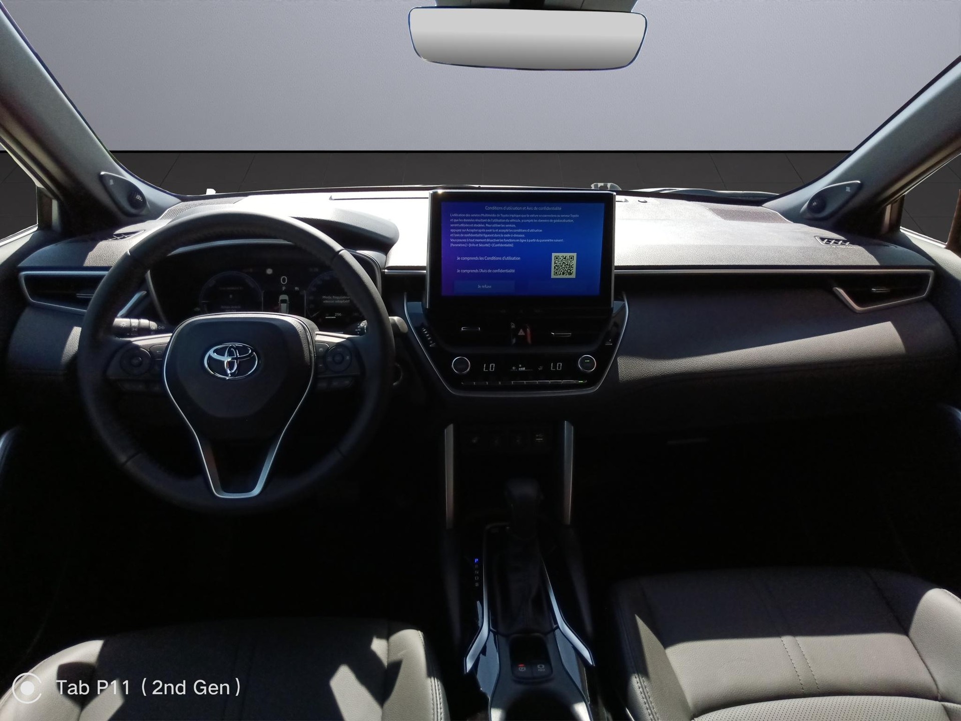 TOYOTA Corolla Cross 2.0 HSD Premium AWD-i-image-7