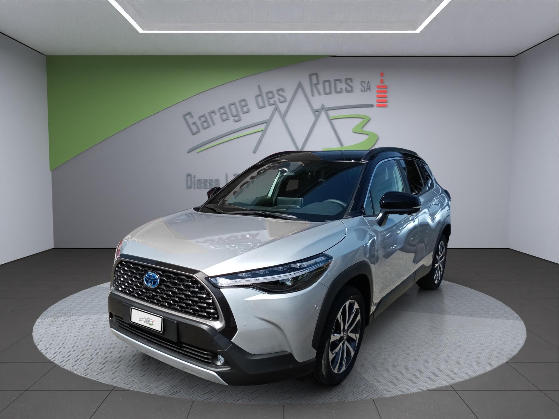 TOYOTA Corolla Cross 2.0 HSD Premium AWD-i-image-0