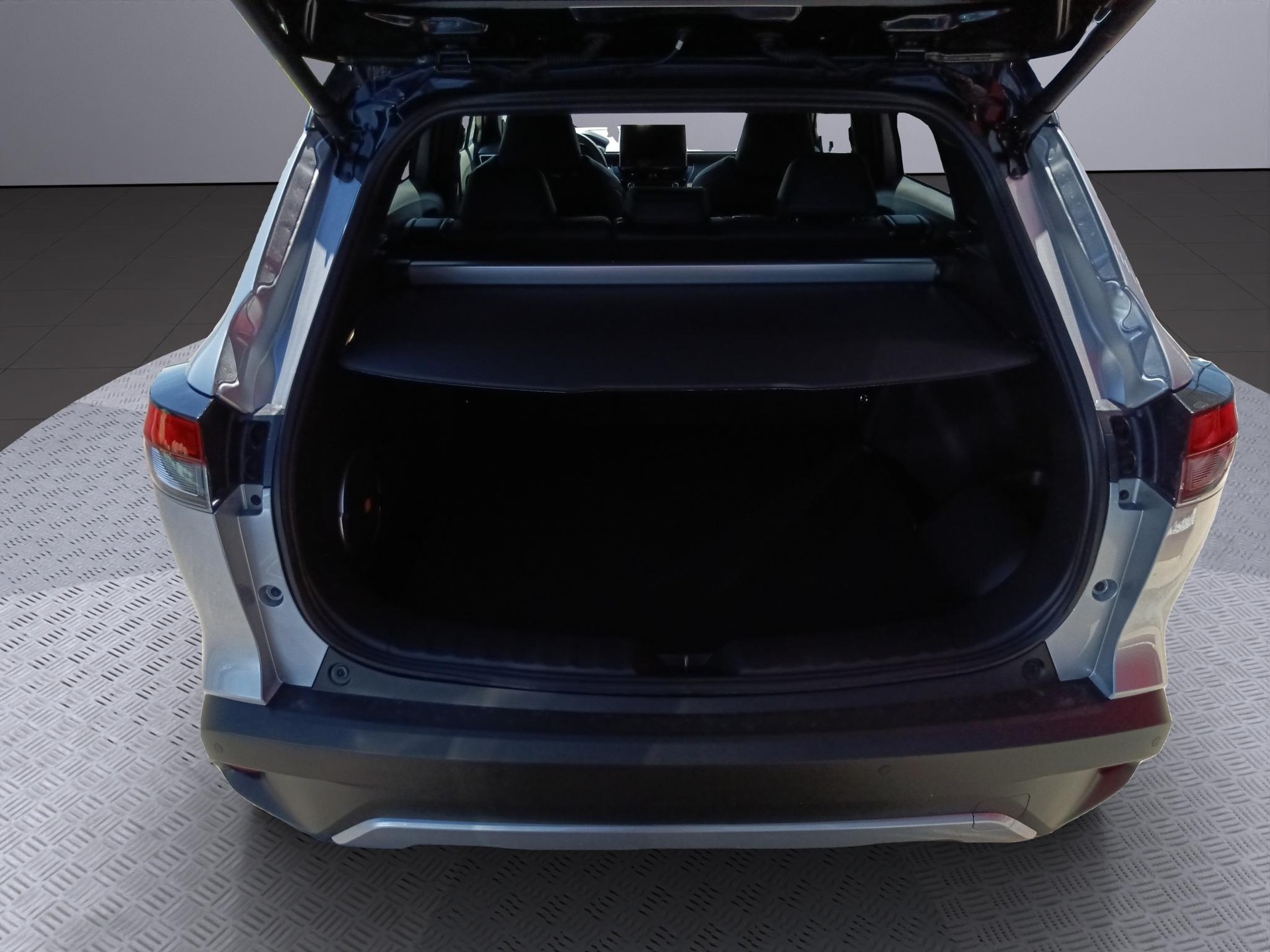 TOYOTA Corolla Cross 2.0 HSD Premium AWD-i-image-8