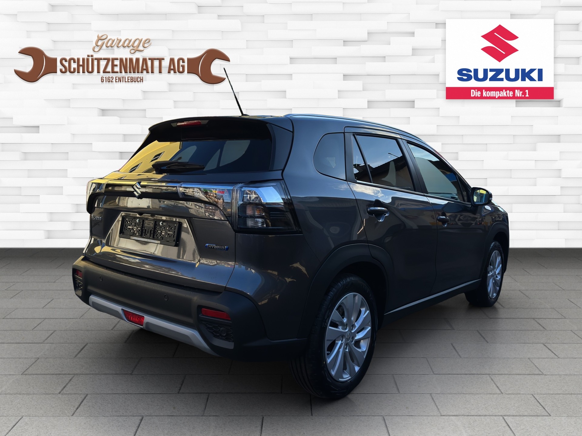 SUZUKI S-Cross 1.5 Compact+ Hybrid-image-3