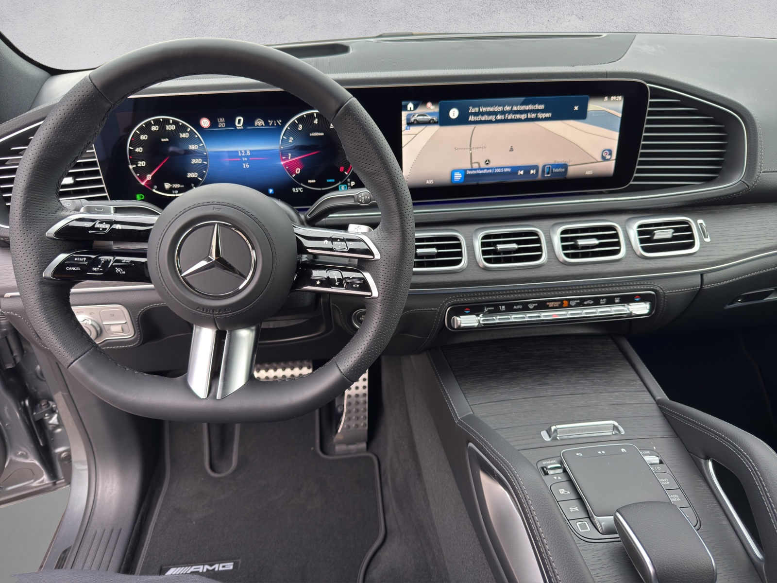 MERCEDES-BENZ GLE 450 AMG Line 4Matic-image-13