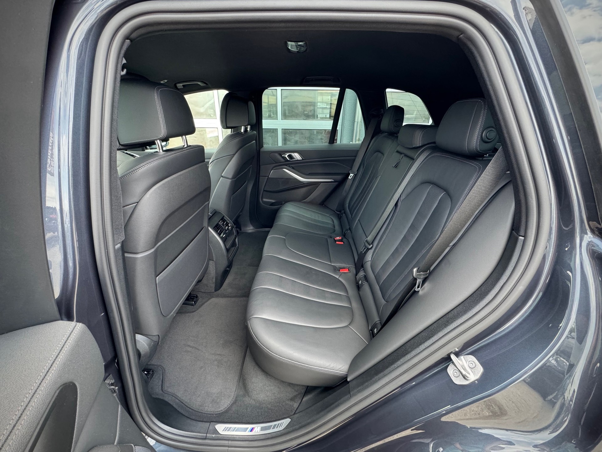 BMW X5 xDrive 48V 40i M Sport Steptronic - Véhicule Suisse (CH)-image-9