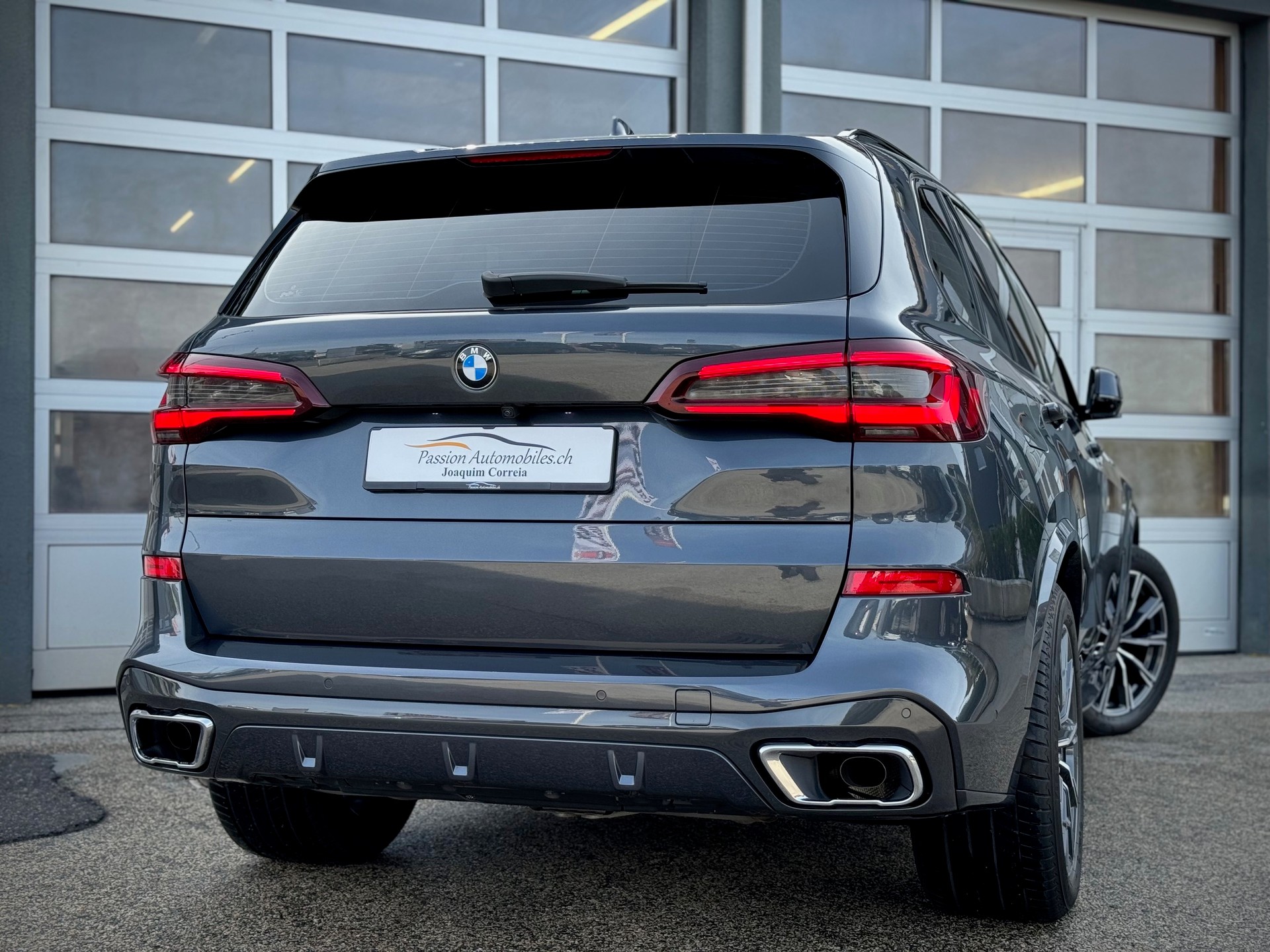 BMW X5 xDrive 48V 40i M Sport Steptronic - Véhicule Suisse (CH)-image-1