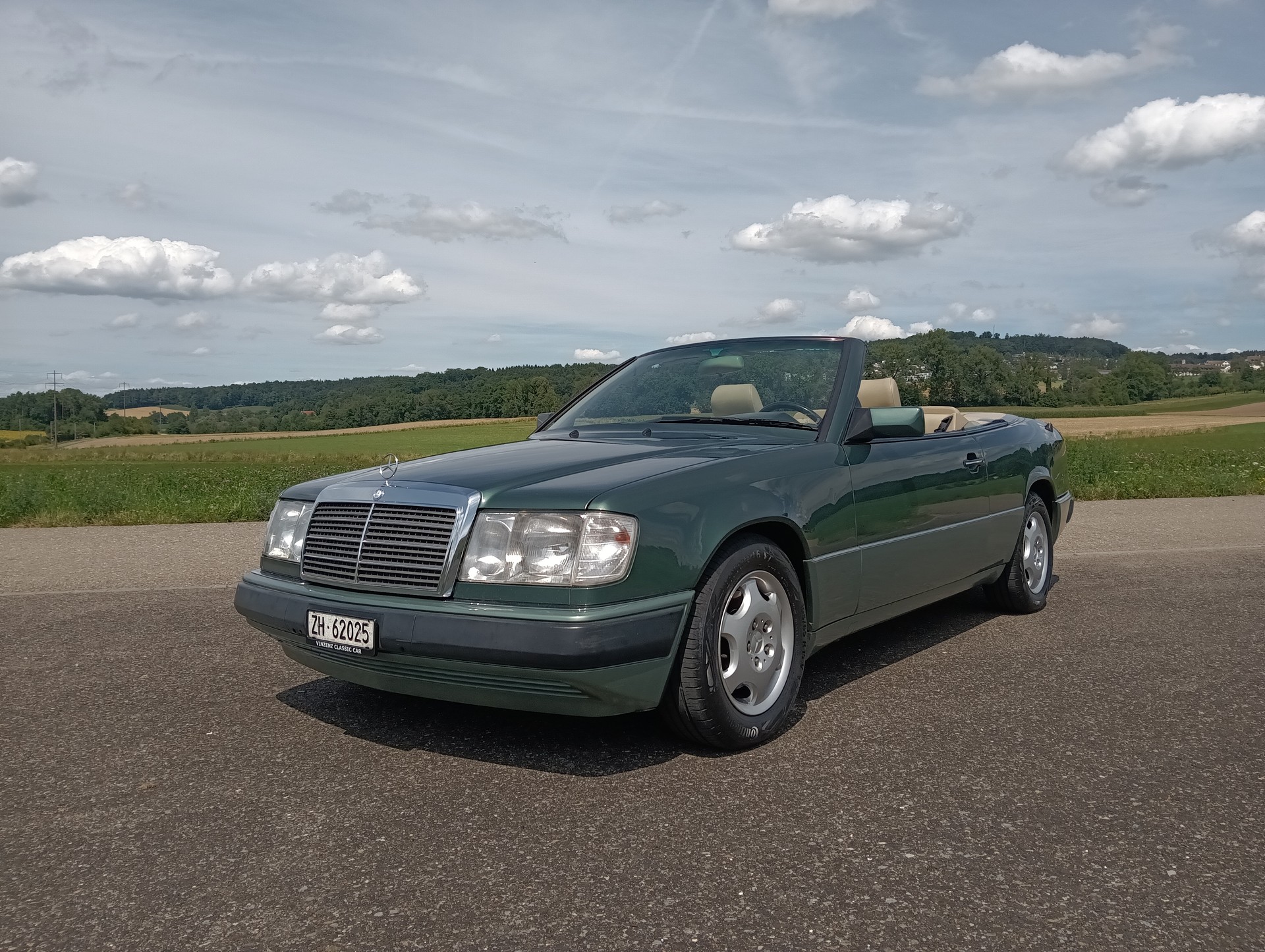 MERCEDES-BENZ 300 CE-24 Cabrio