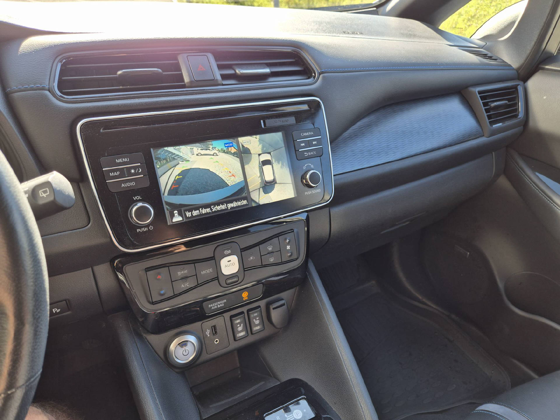 NISSAN Leaf Tekna 40 kWh (incl.battery)-image-9