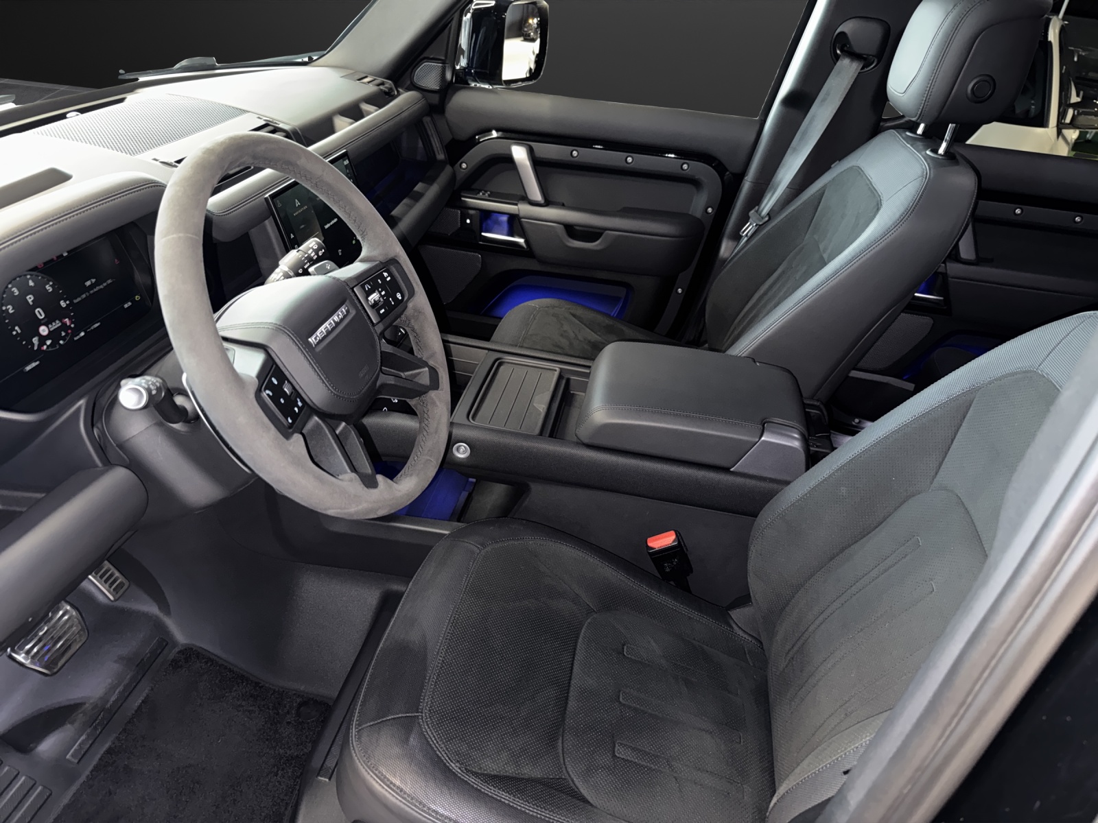 LAND ROVER Defender 110 525 V8 5.0 AT8-image-7
