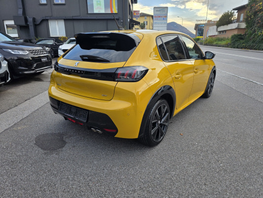 PEUGEOT 208 1.2 PureT GTPack EAT8-image-1