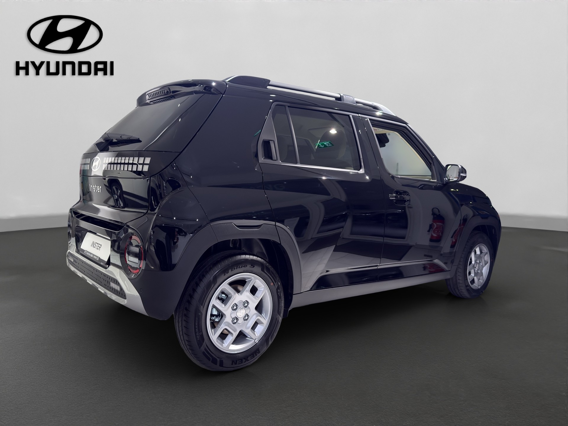 HYUNDAI Inster 49kWh Amplia-image-5