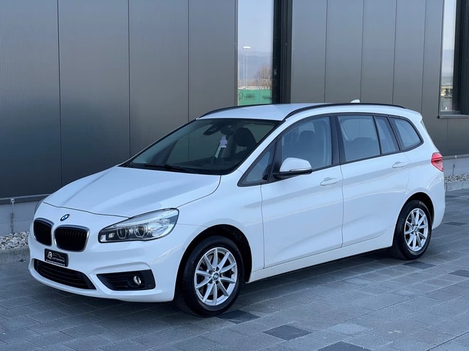 BMW 218d xDrive Gran Tourer Sport Line Steptronic-image-7