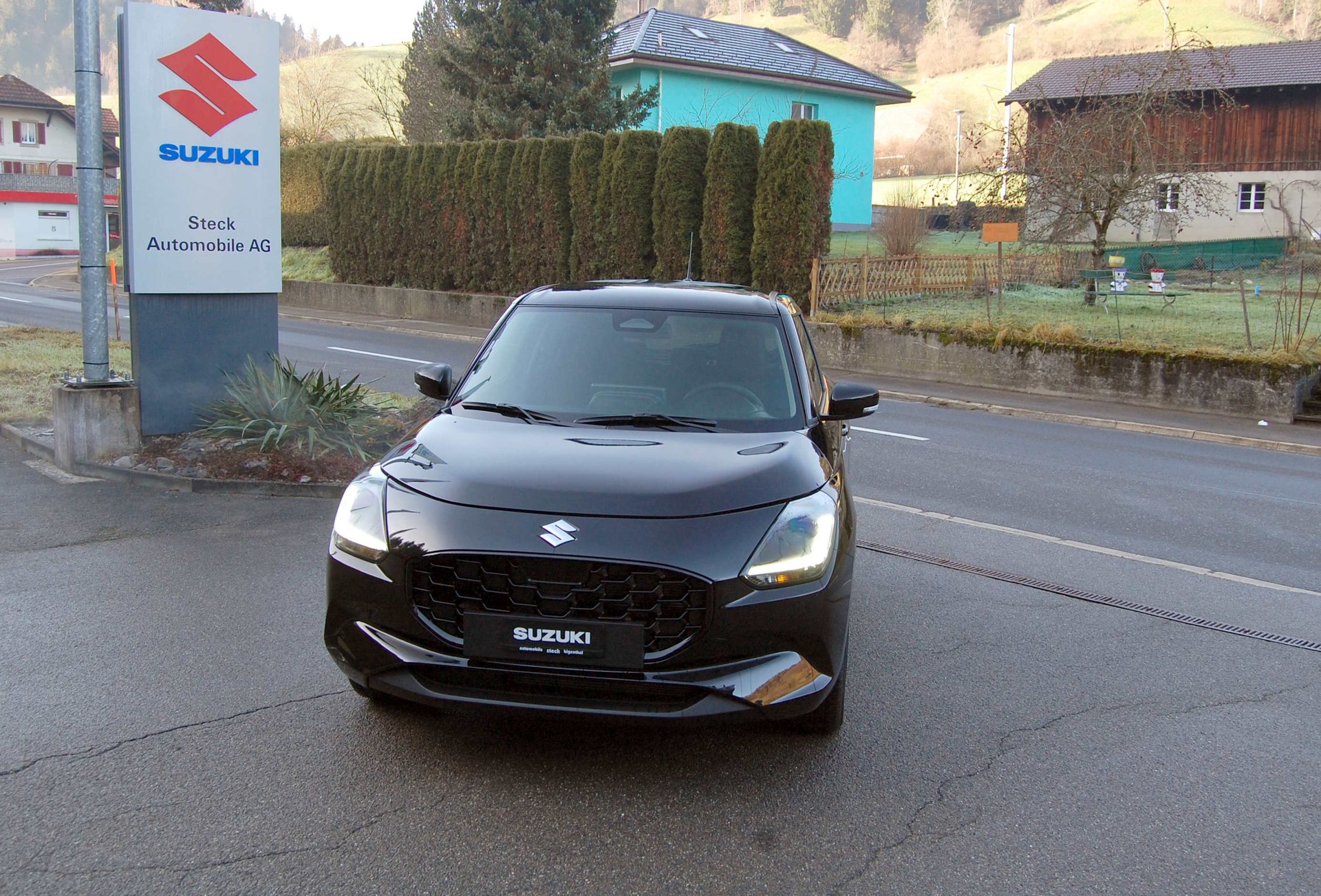 SUZUKI Swift 1.2 Compact Top Hybrid 4x4-showroom-element-3