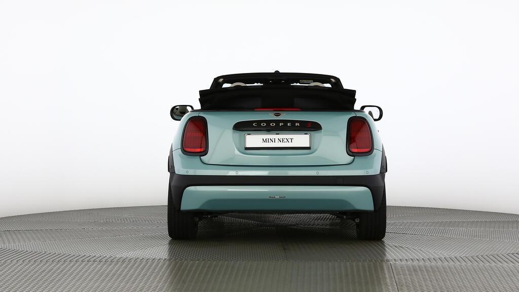 MINI Cooper S Cabrio-image-13