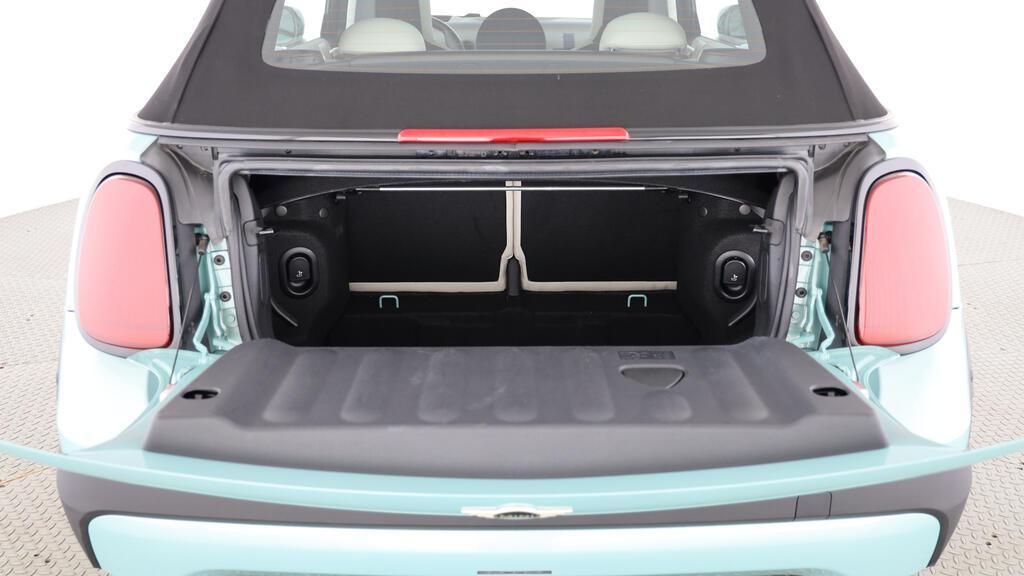 MINI Cooper S Cabrio-image-18