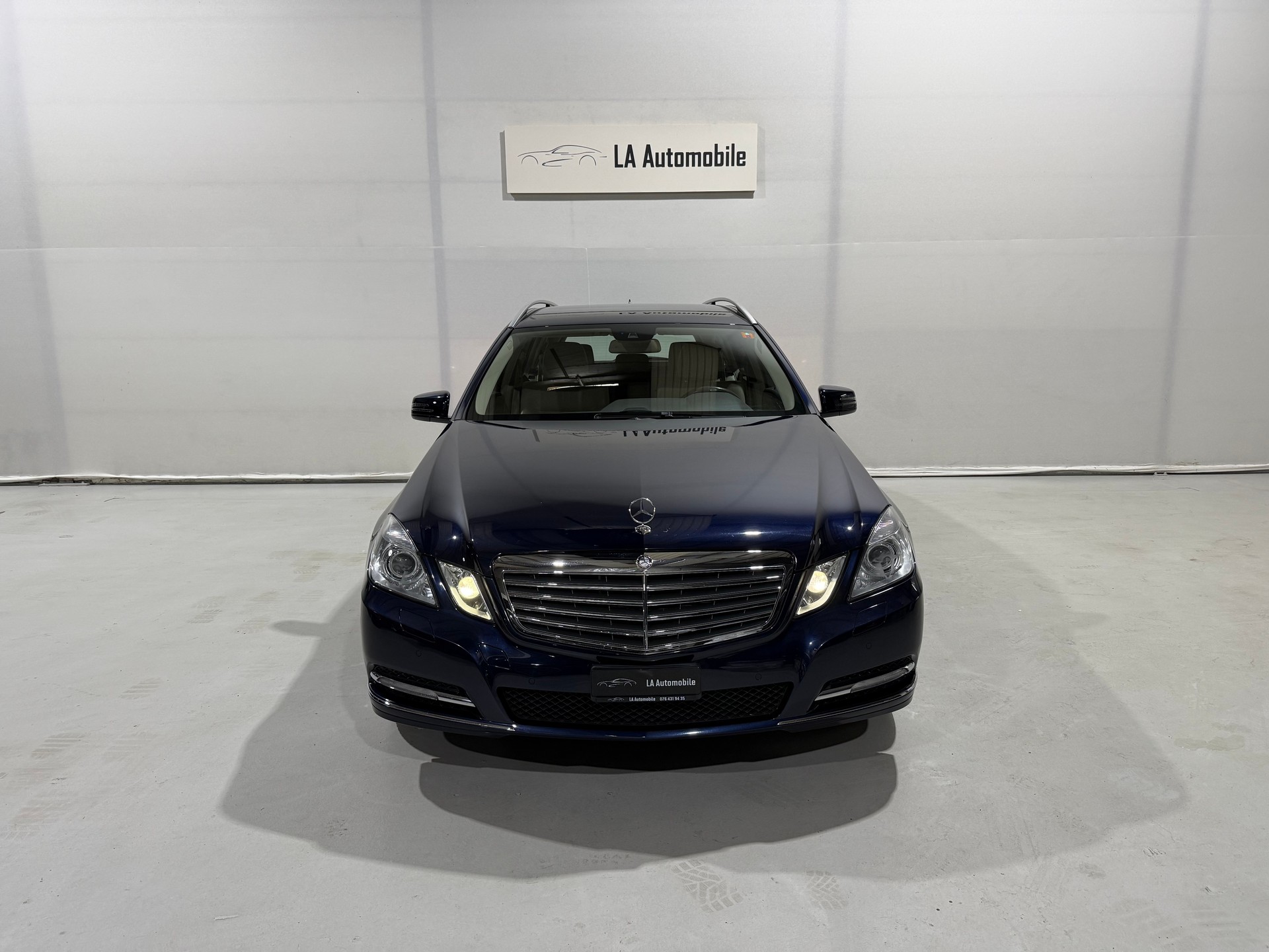 MERCEDES-BENZ E 350 CGI BlueEfficiency Elégance 4Matic 7G-Tronic-image-3