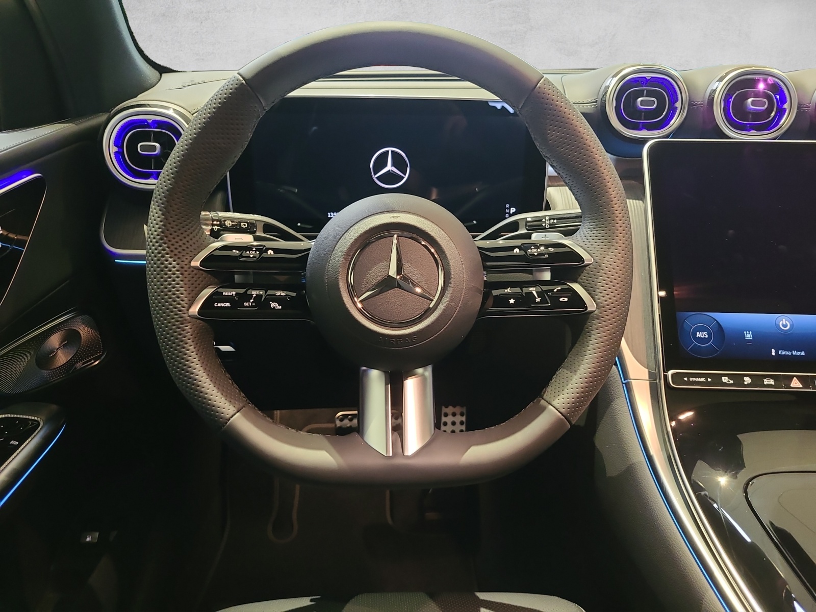 MERCEDES-BENZ GLC 400 e 4Matic 9G-Tronic-image-12