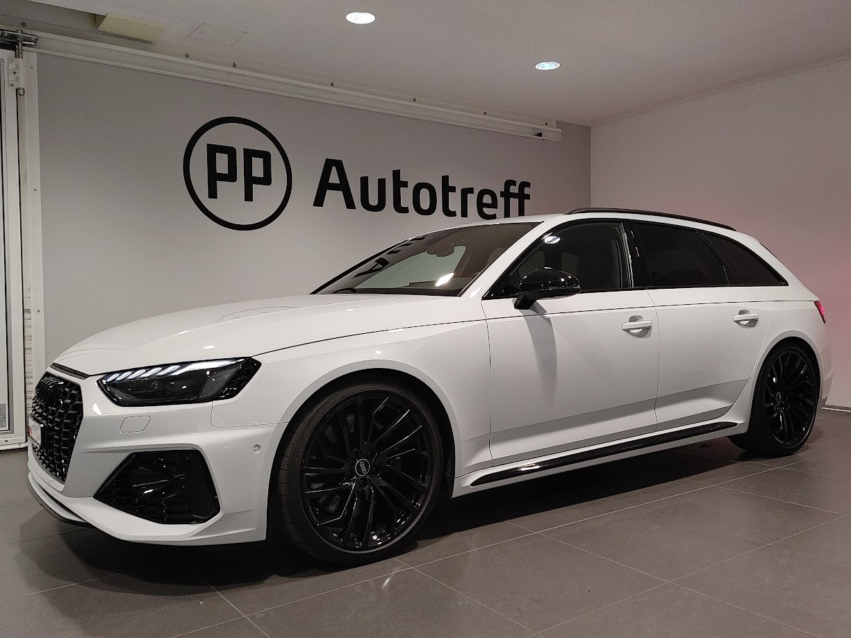 AUDI RS4 Avant quattro tiptronic-image-1