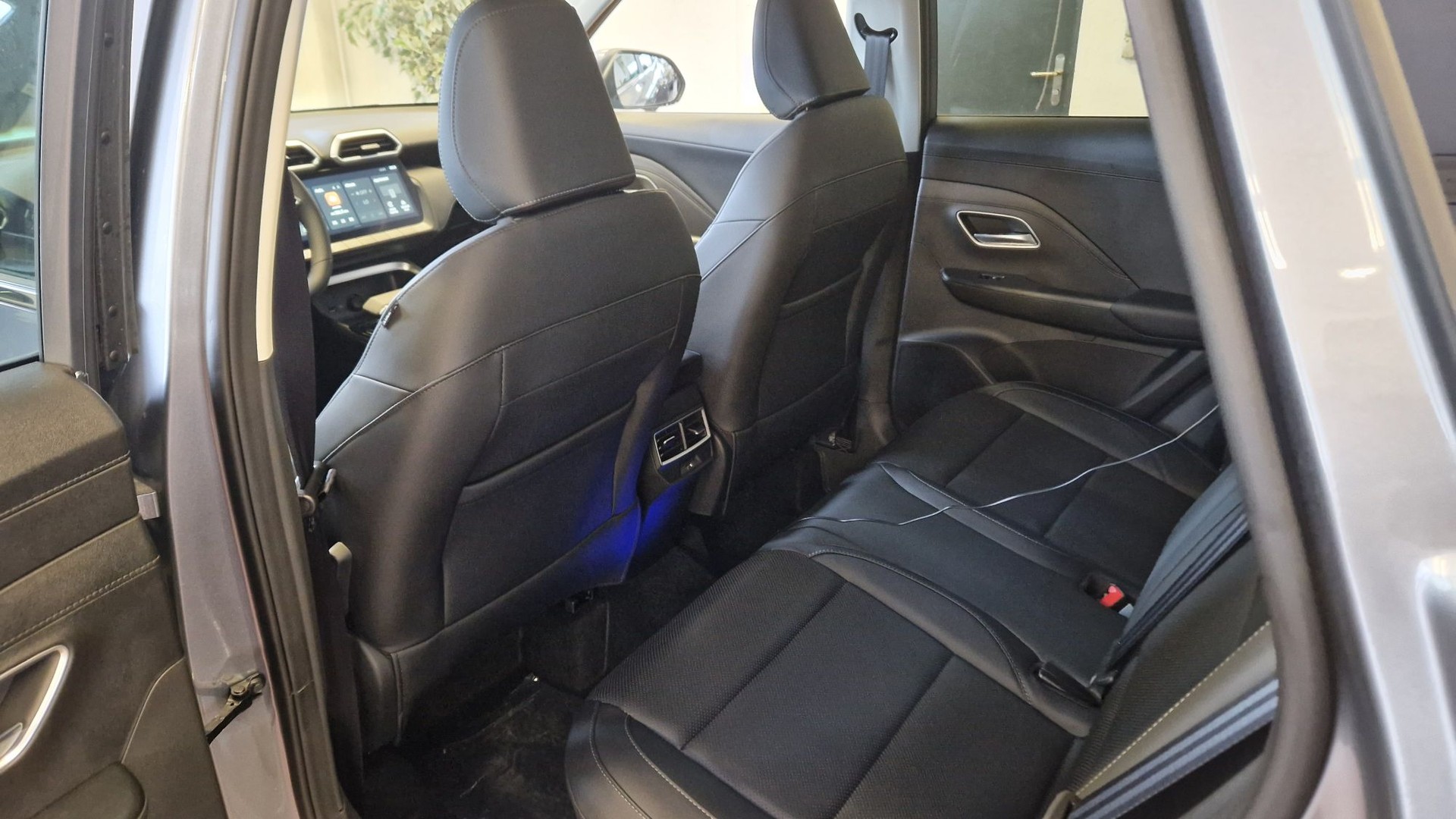 MG ZS 1.5 HEV Luxury-image-5