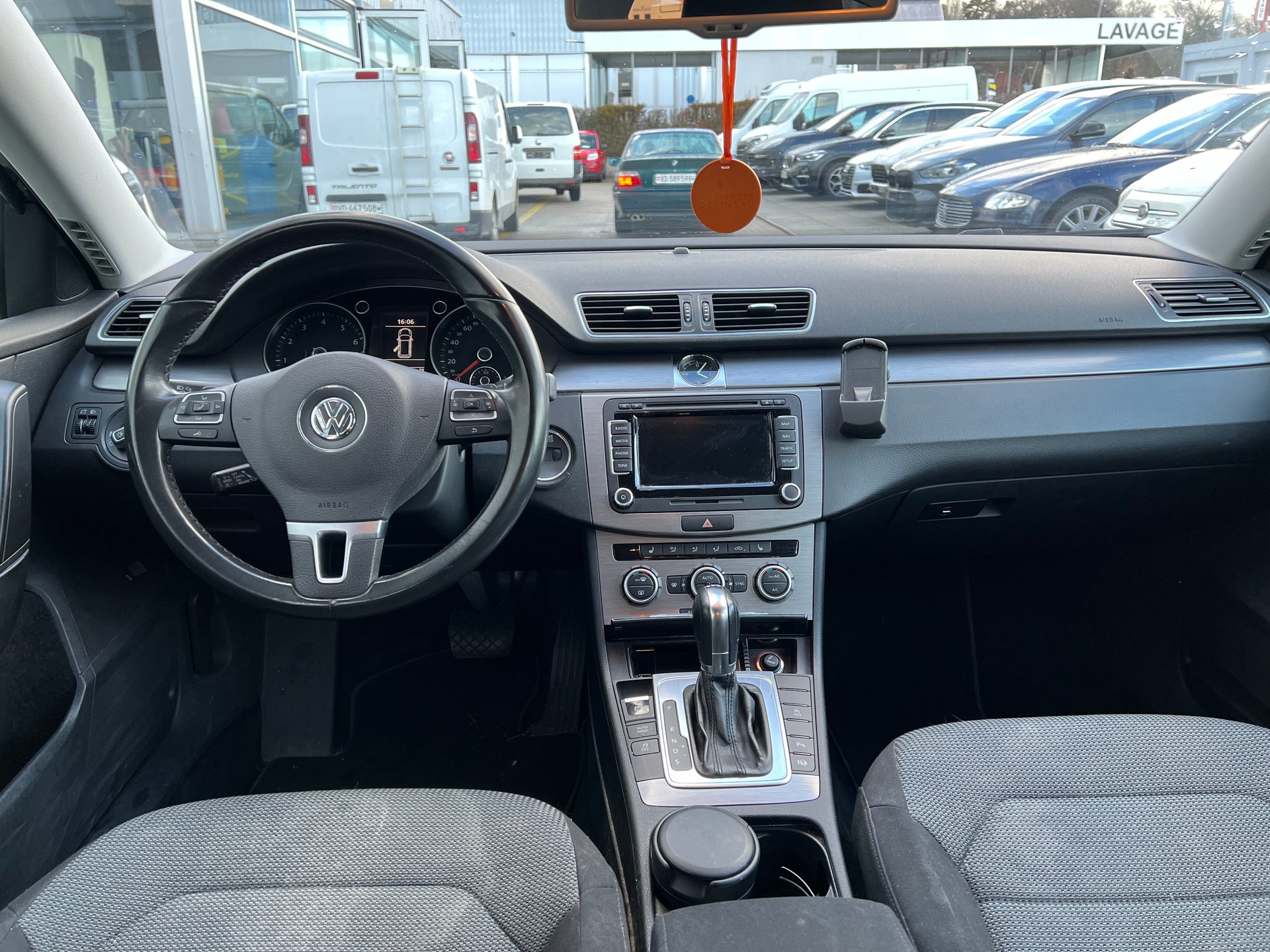 VW Passat Variant 1.4 TSI BMT Comfortline DSG 7 vites-image-9