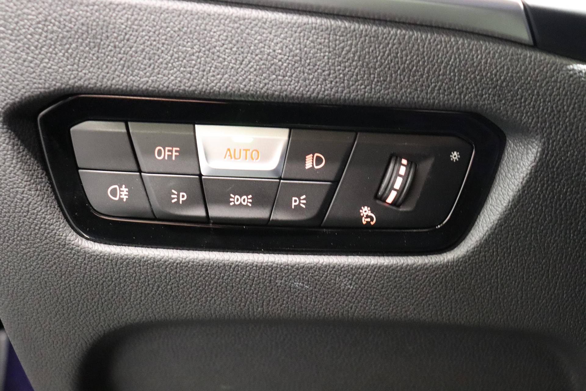 BMW 430i xDrive SAG Cabrio-image-15