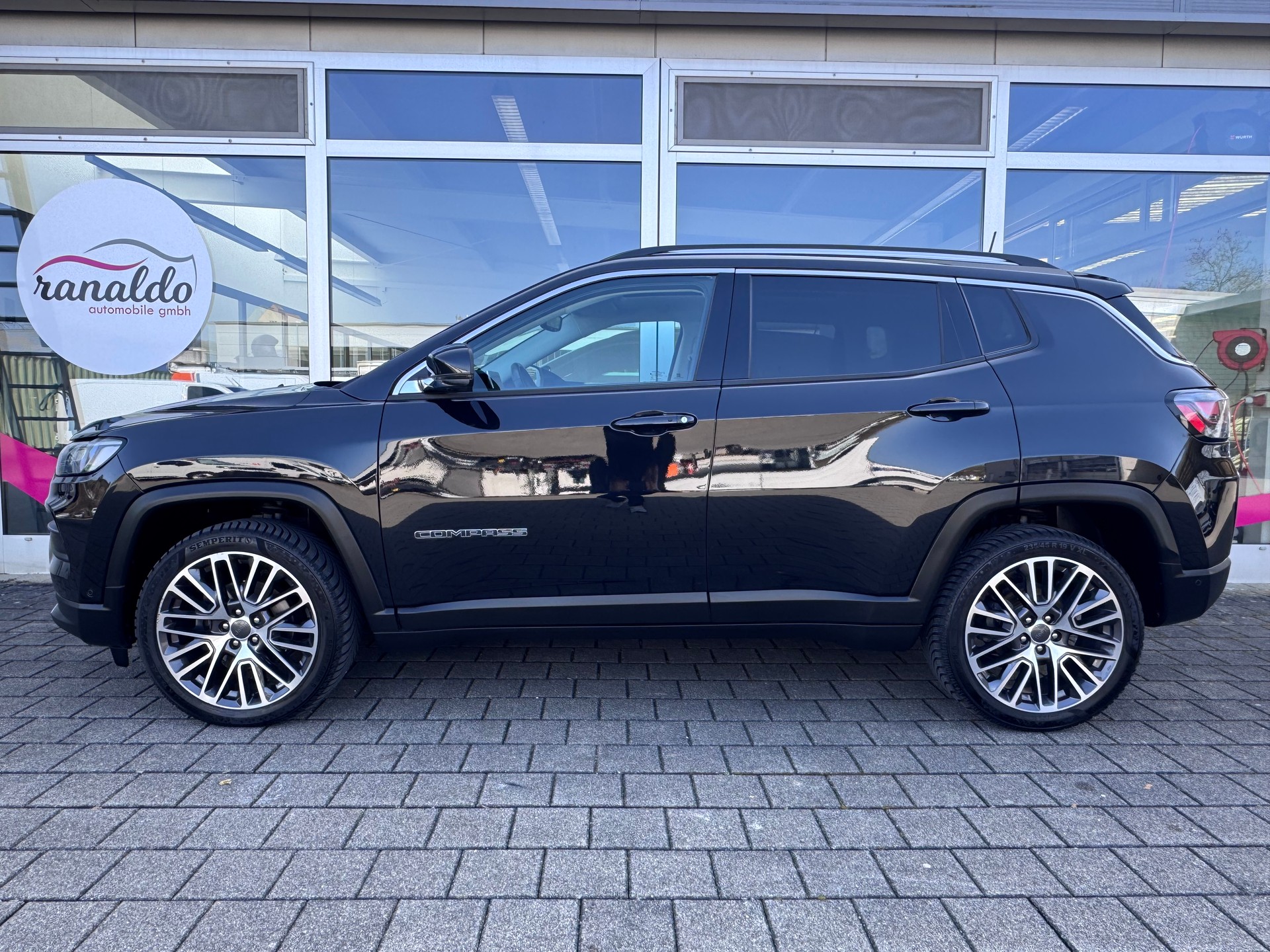 JEEP Compass 4x2 1.3 Limited DKG+Neues Navi-Display+360°Kamera+Panorama-Glasdach+El. Heckklappe+Sitz-/Lenkradheizung+18"Alu+-image-6