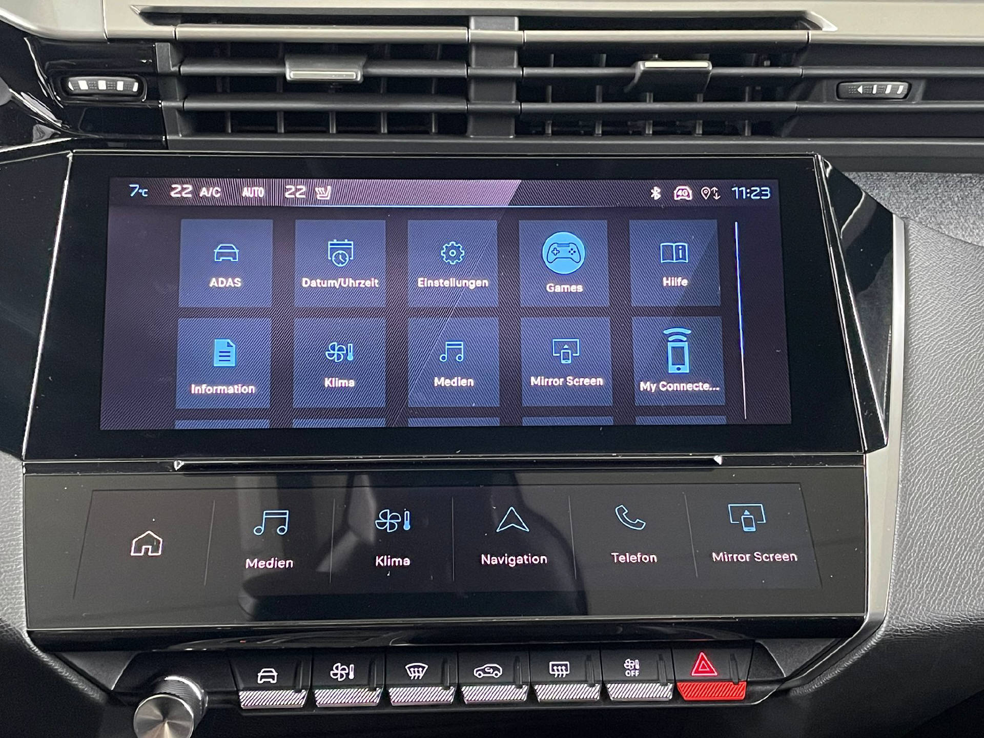 PEUGEOT 308 SW 1.5 BlueHDi Allure Pack-image-13