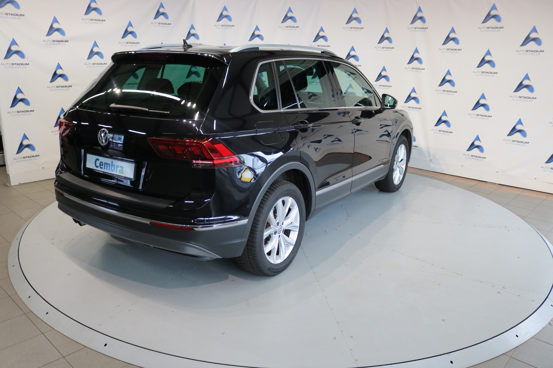 VW Tiguan 2.0TSI Highline 4Motion DSG-image-42