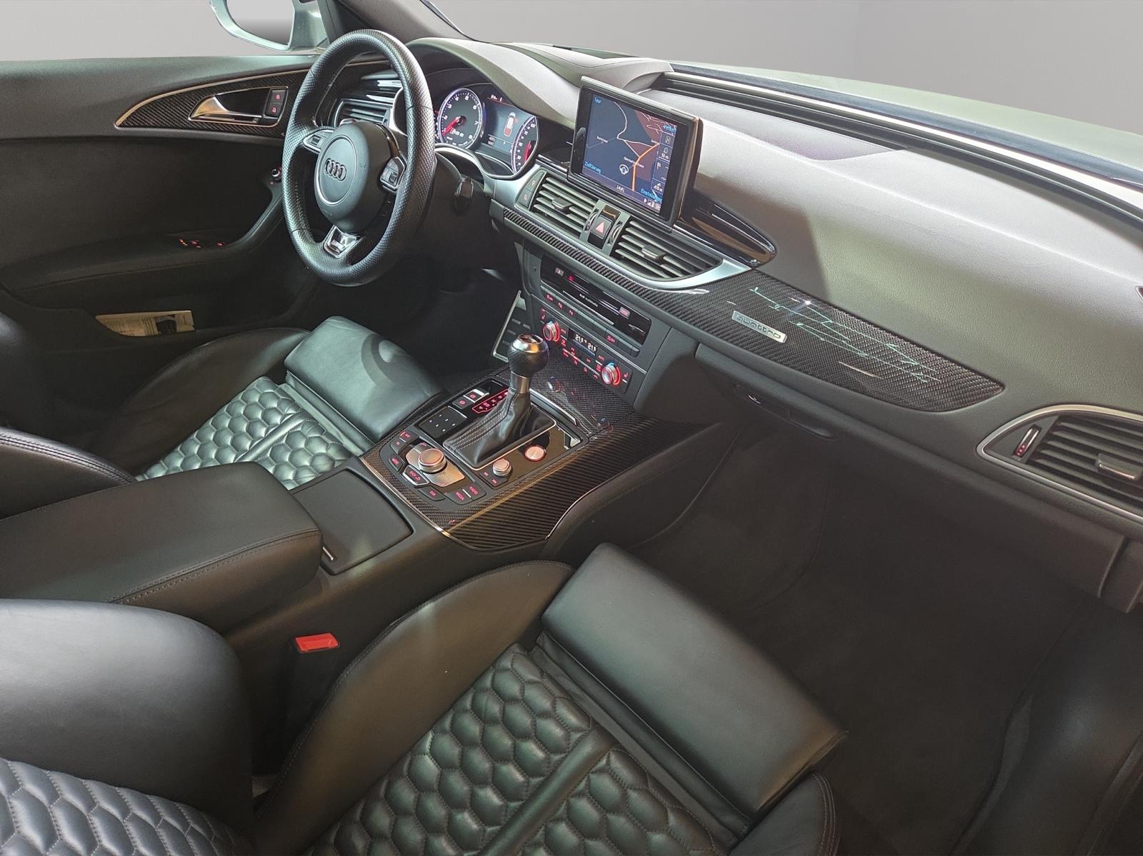 AUDI RS6 Avant 4.0 TFSI V8 performance quattro-image-12