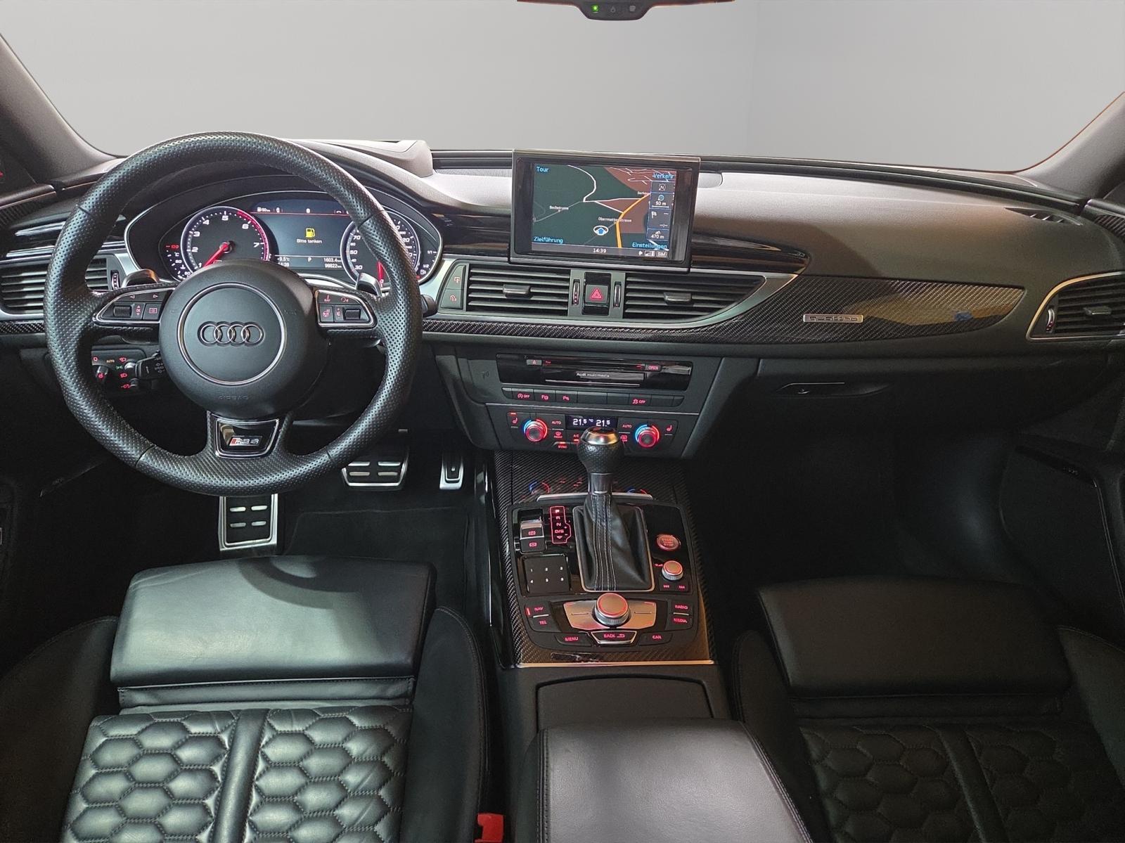 AUDI RS6 Avant 4.0 TFSI V8 performance quattro-image-13