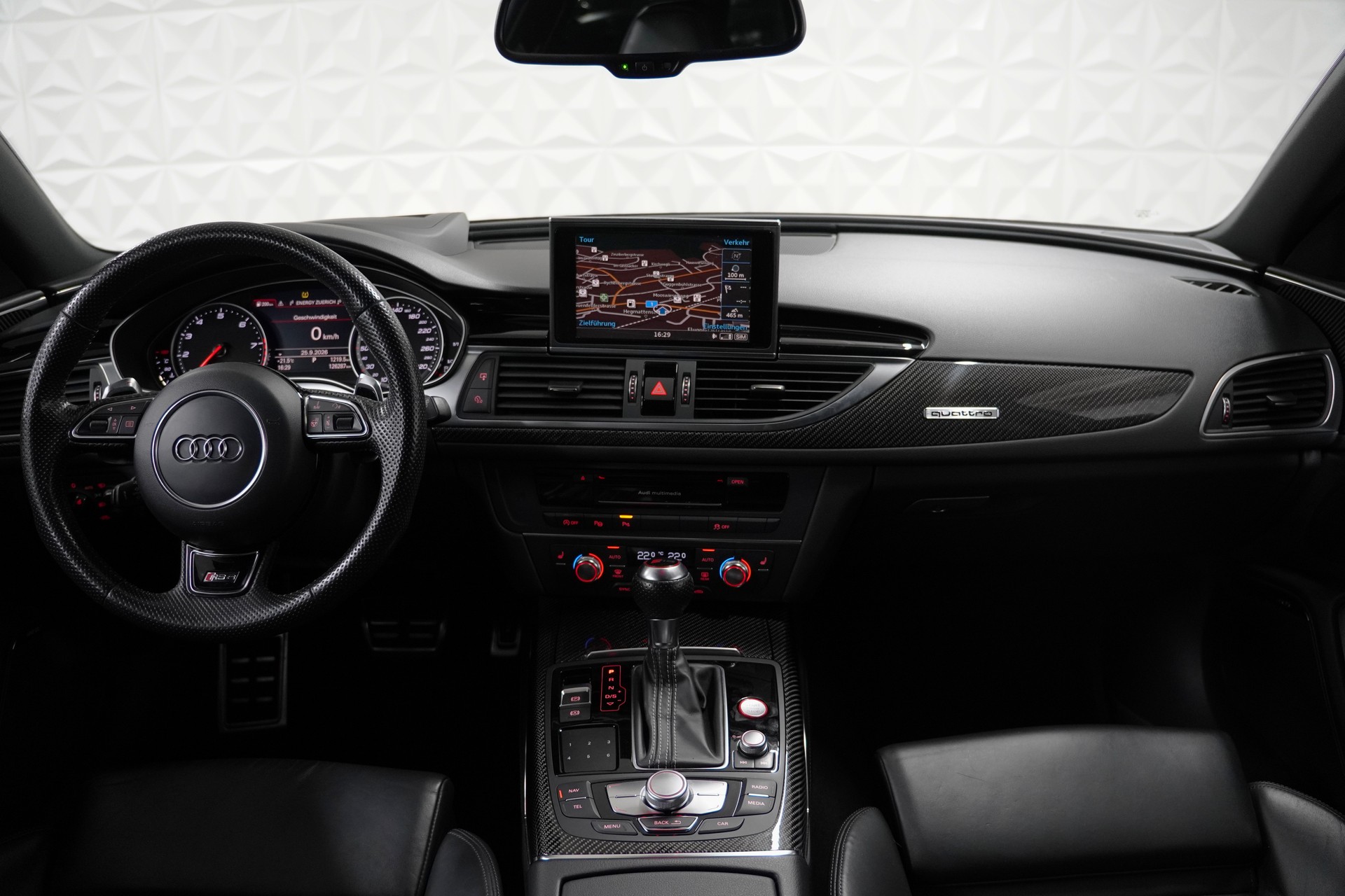 AUDI RS6 Avant 4.0 TFSI V8 performance quattro-image-12