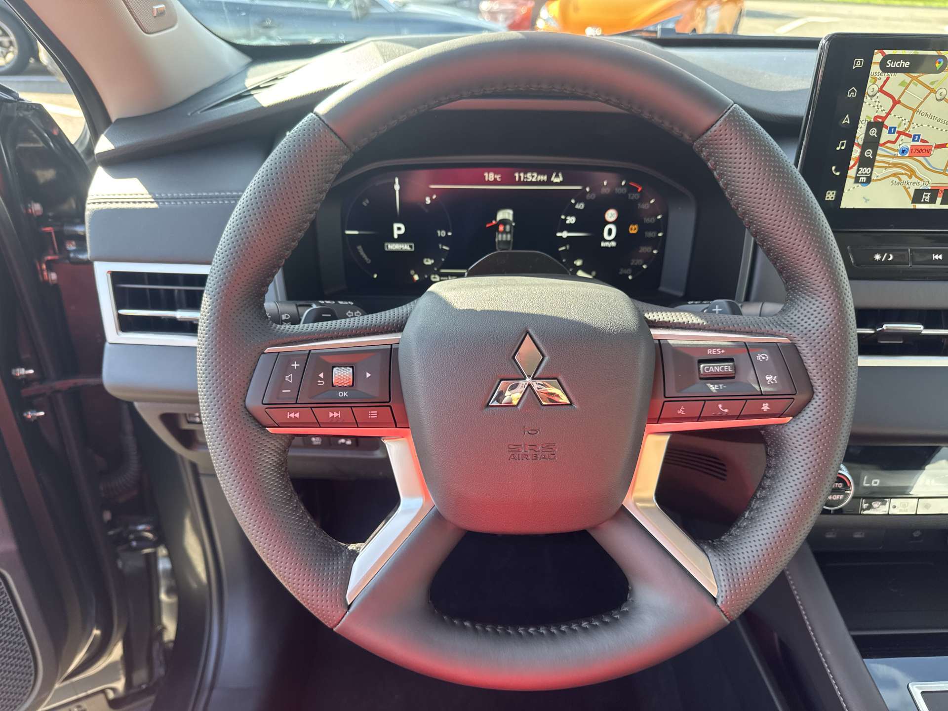 MITSUBISHI Outlander 2.4 PHEV Invite 306PS 4WD Automat-image-14
