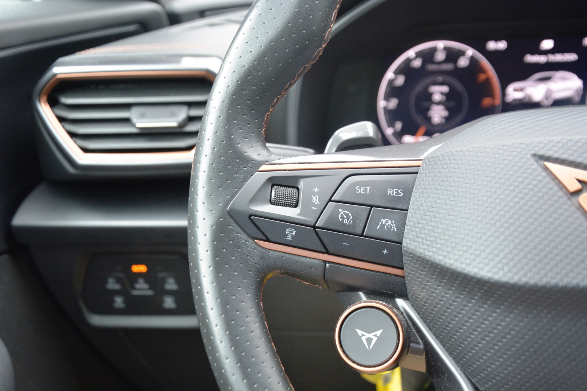 CUPRA Formentor 2.0TSI VZ 4Drive DSG-image-14