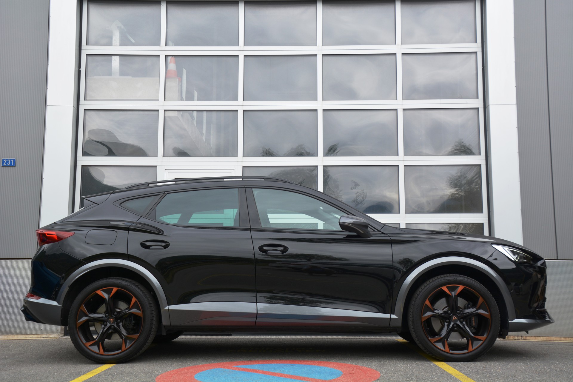 CUPRA Formentor 2.0TSI VZ 4Drive DSG-image-3