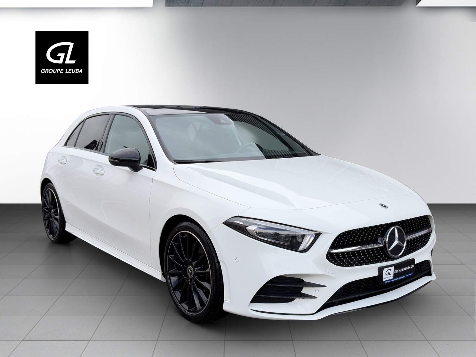 MERCEDES-BENZ A 250 AMG Line-image-0